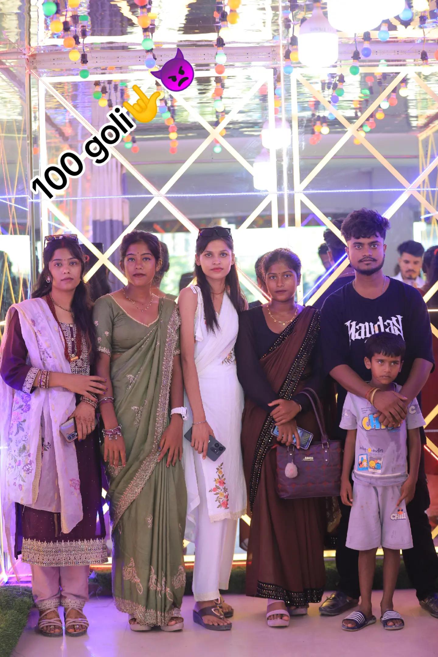 @👑राजकुमारी ࿐Q U E E N &lsquo; 👑🤩
