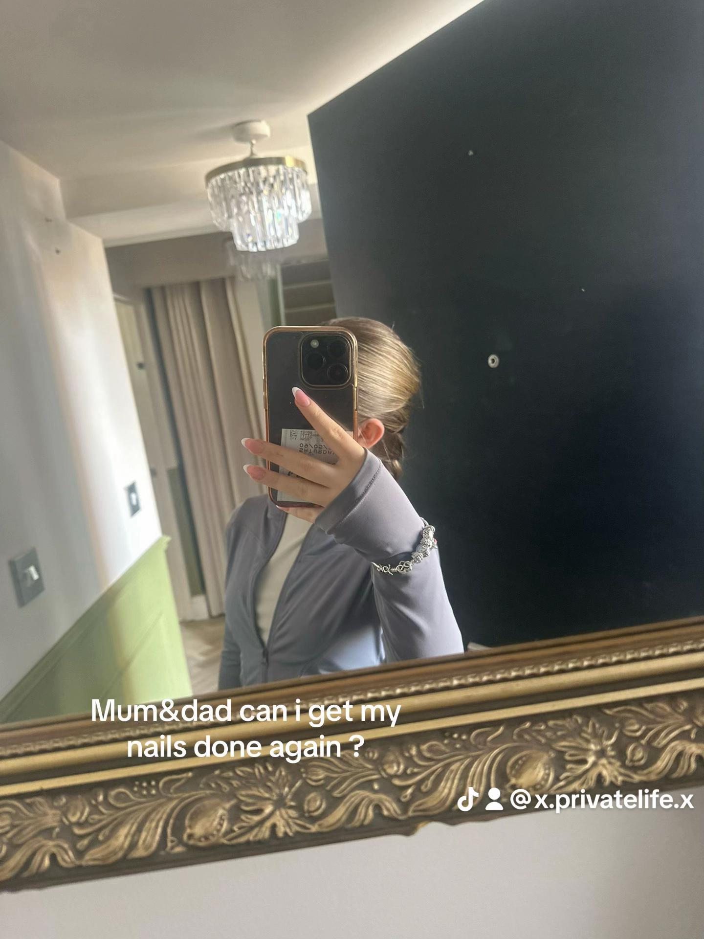 @𝒟ℴ𝓁𝓁𝓎𝓈 𝓁𝒾𝒻ℯ✨👸🏼🥂