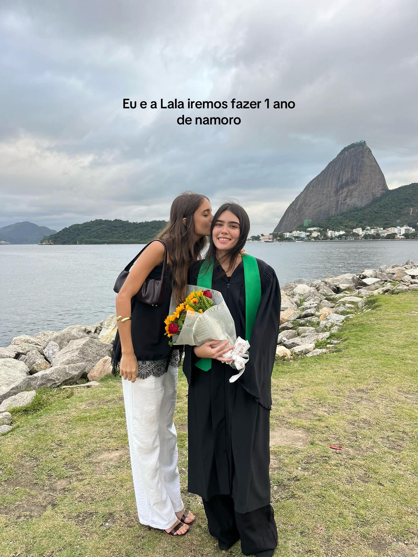 @Vit&oacute;ria Pinheiro