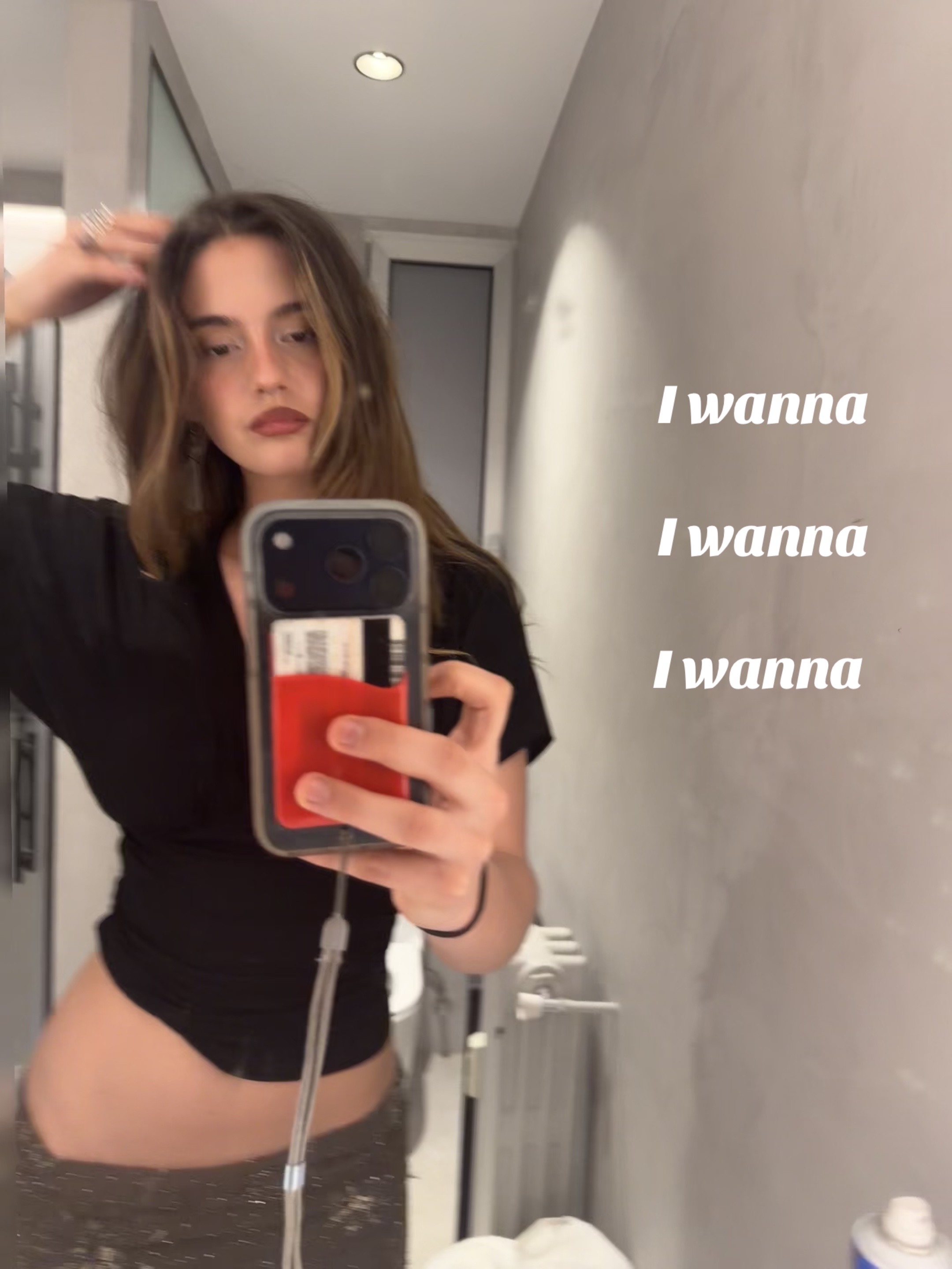 @elliesnora1