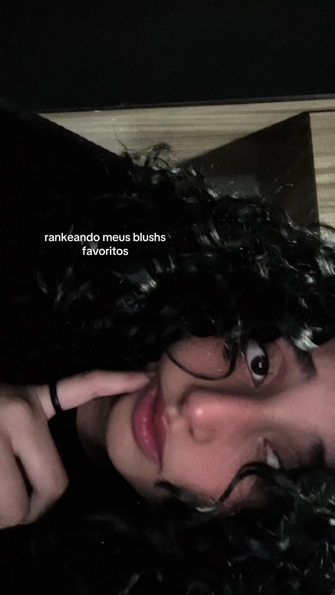 @akira