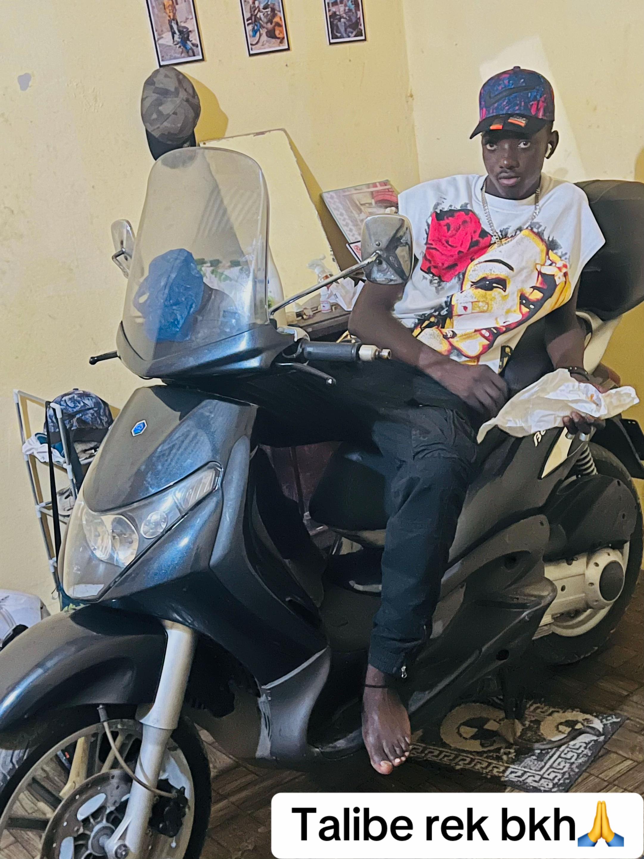 @CHEIKHOU YALLA BI🛵👑