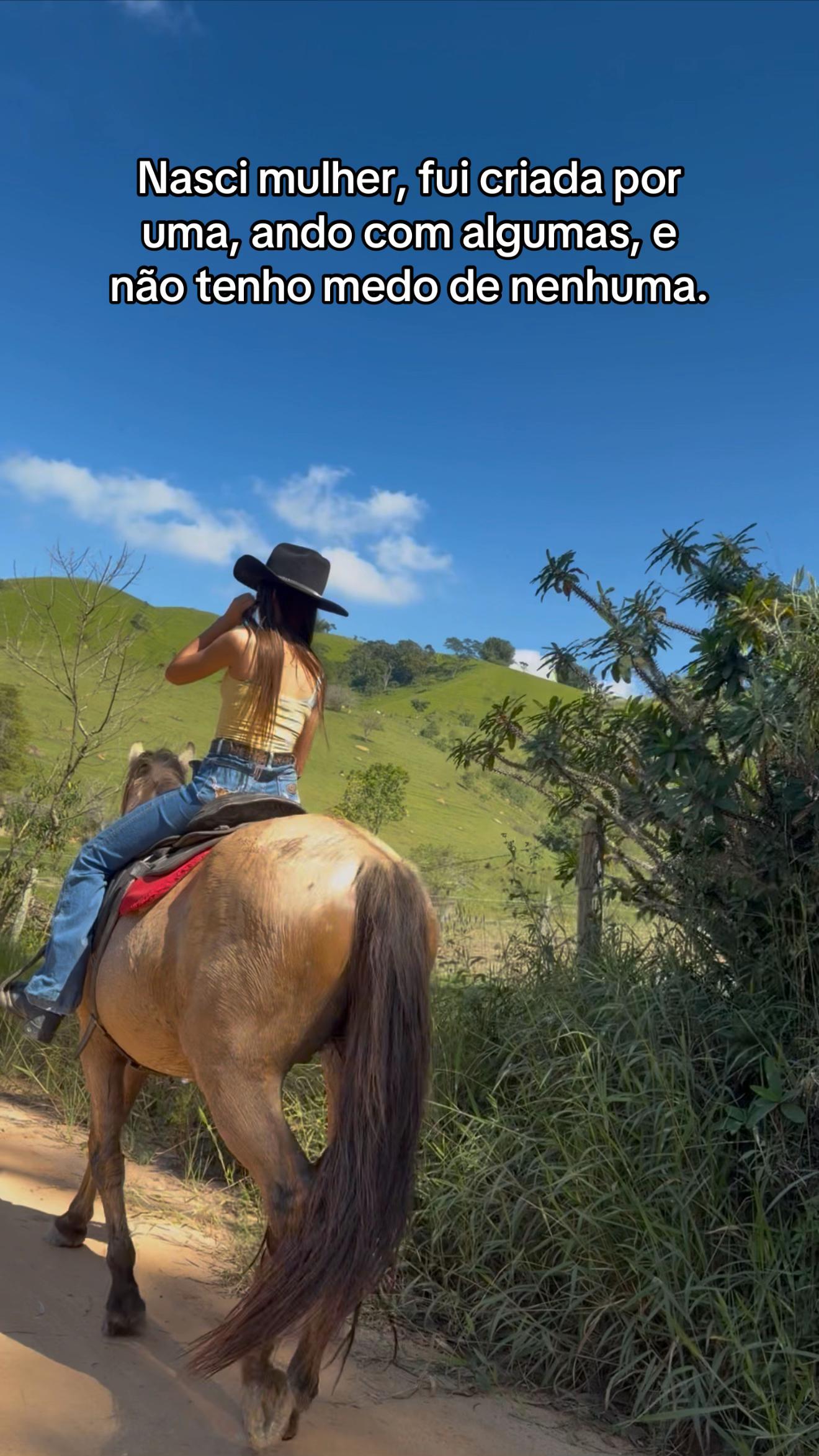 @Laurinha🐎