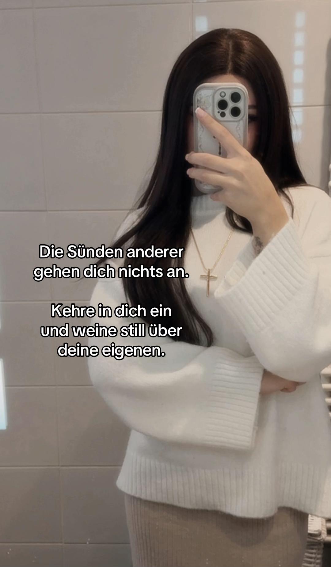 @𝕔𝕣𝕚𝕤𝕤𝕪 ♱🕊️