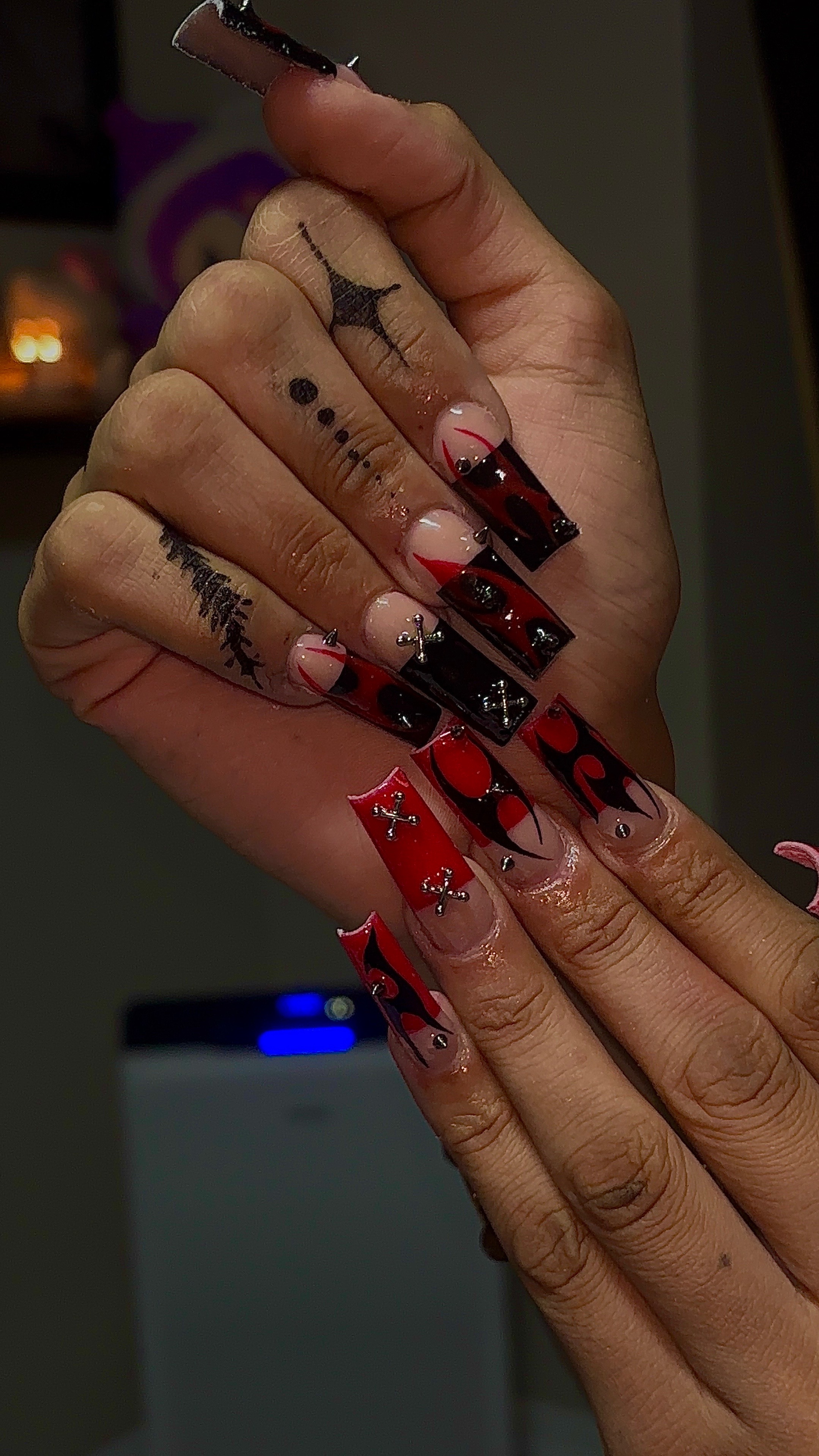 @cherryclawzzz_