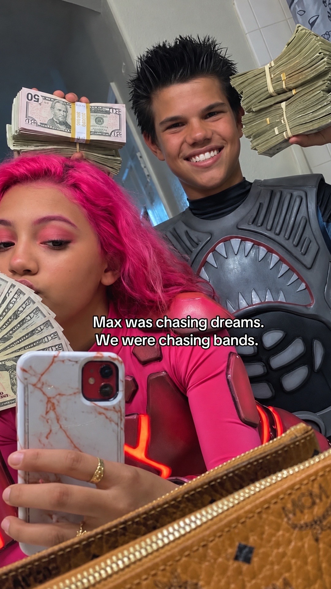 @𝘒𝘶𝘳𝘴𝘦