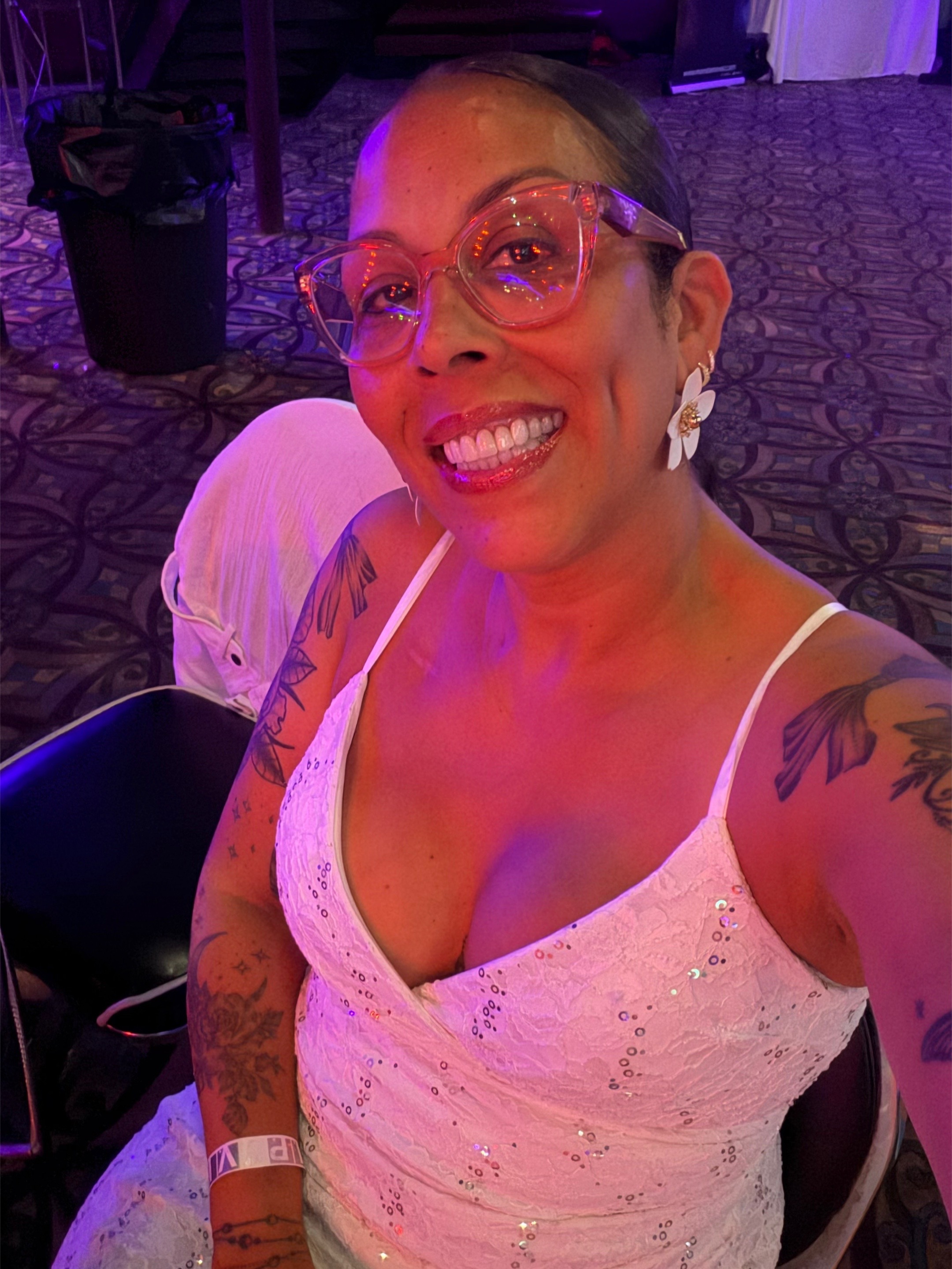 @thereneerochelle