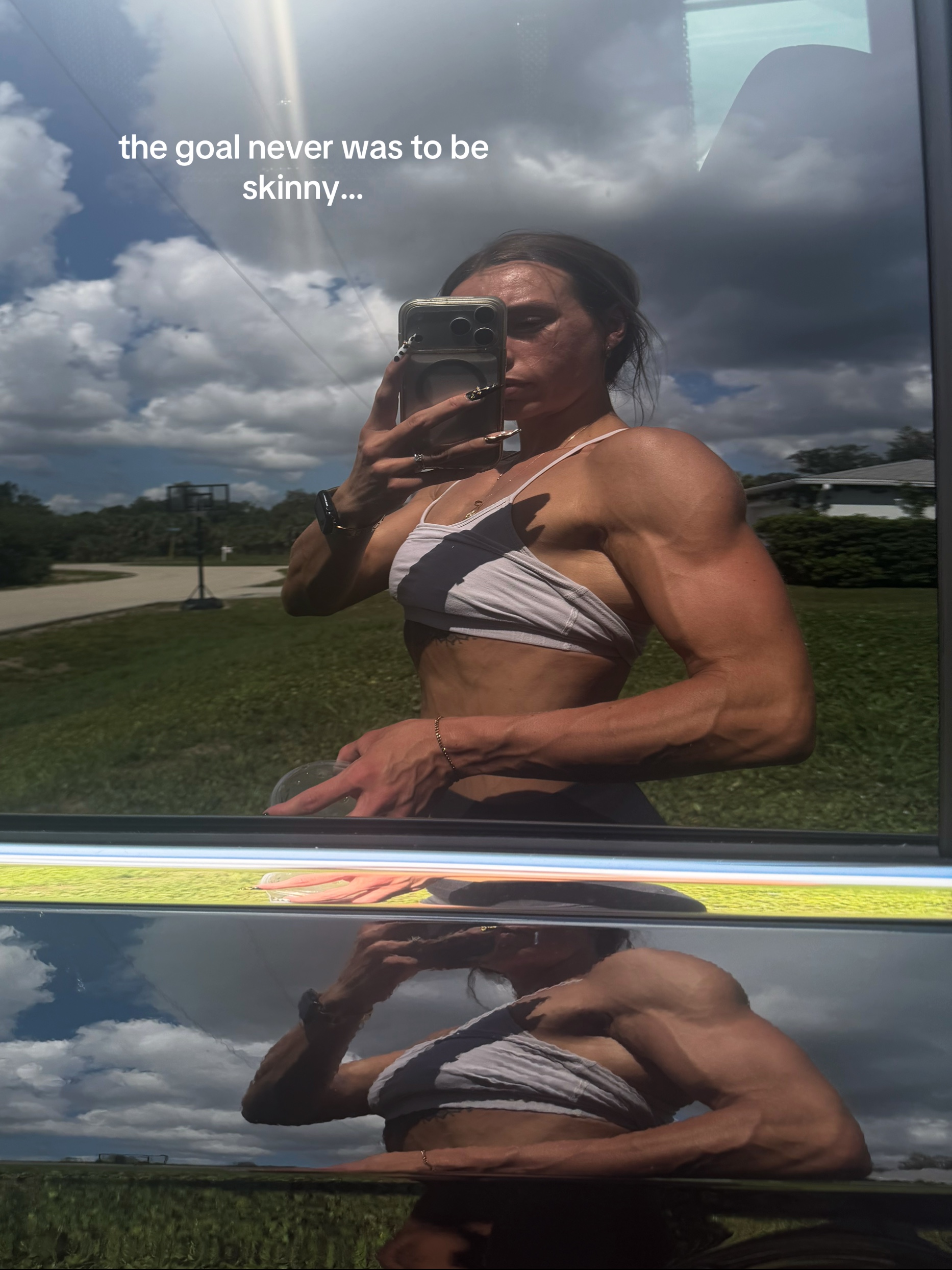 @Kay Swartz | Fitness &bull; SAHM🖤