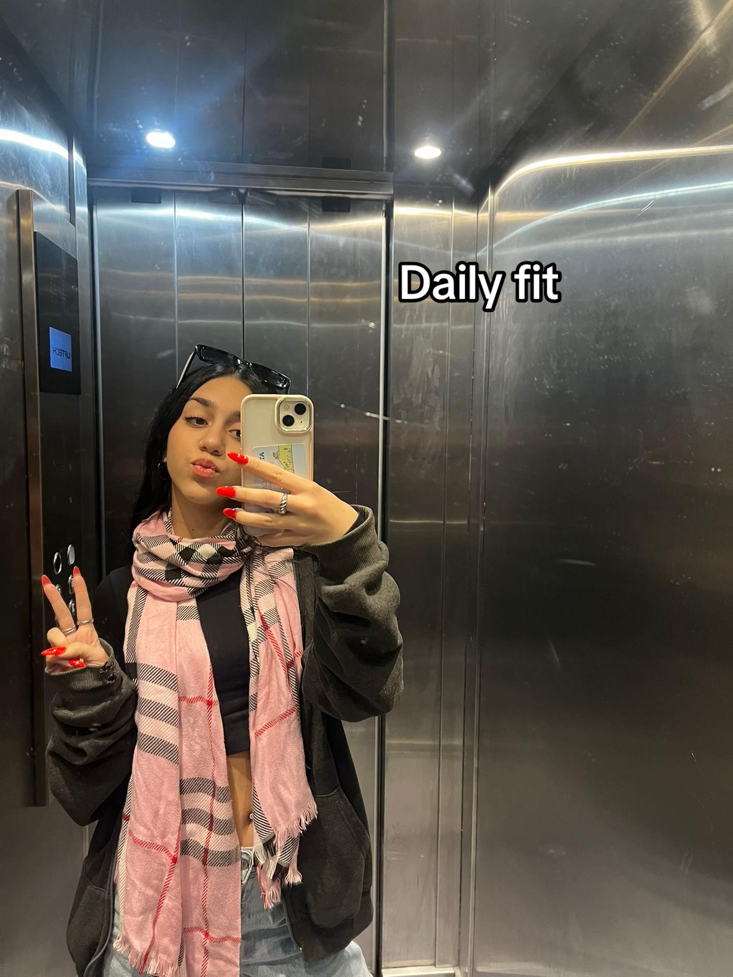 @melitini