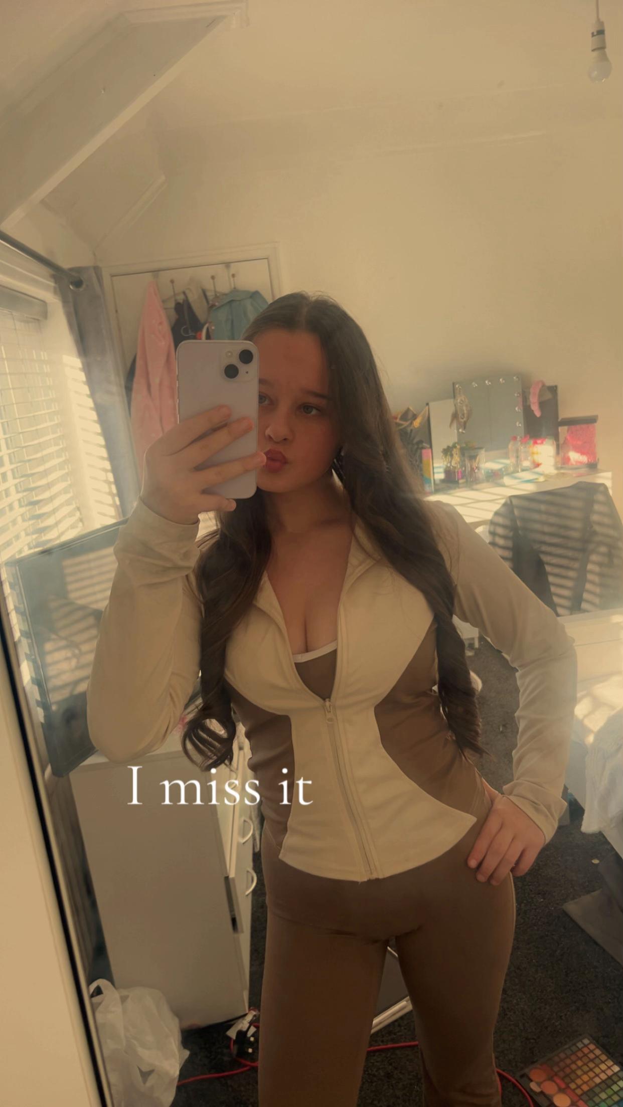 @𝓁ℯℴ𝓃𝒶🫧