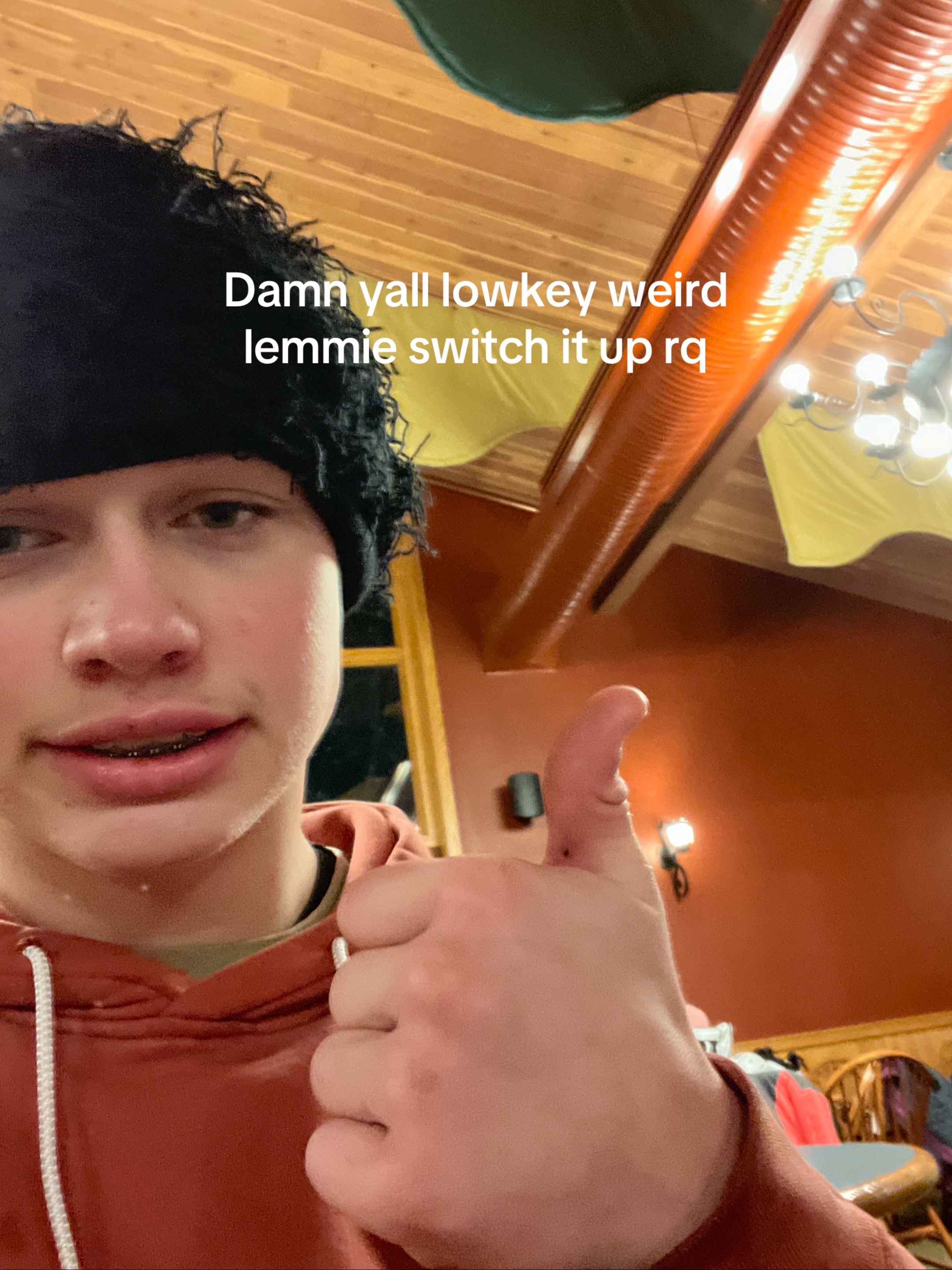 @⃟