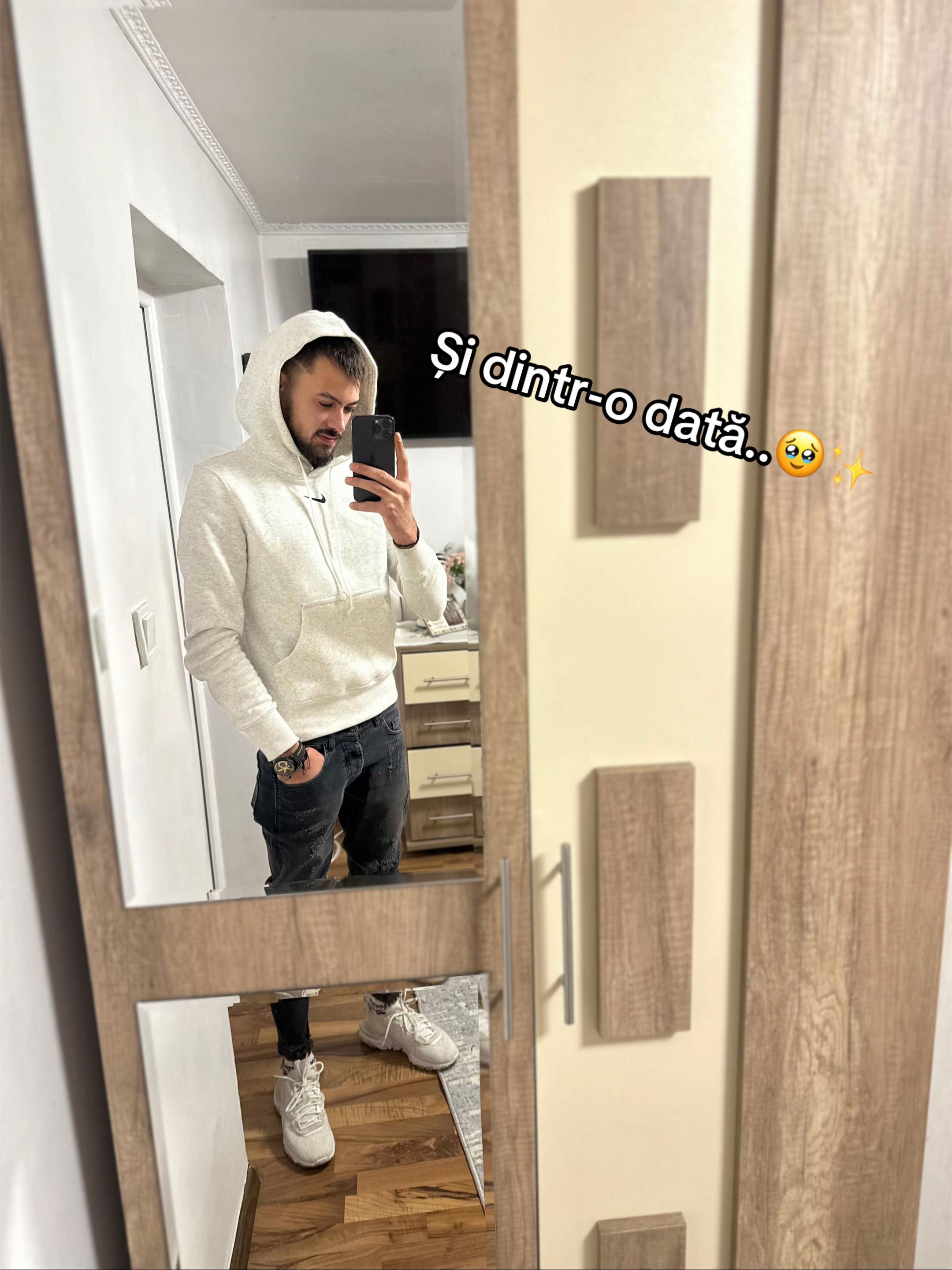 @~C~O~S~T~E~A~