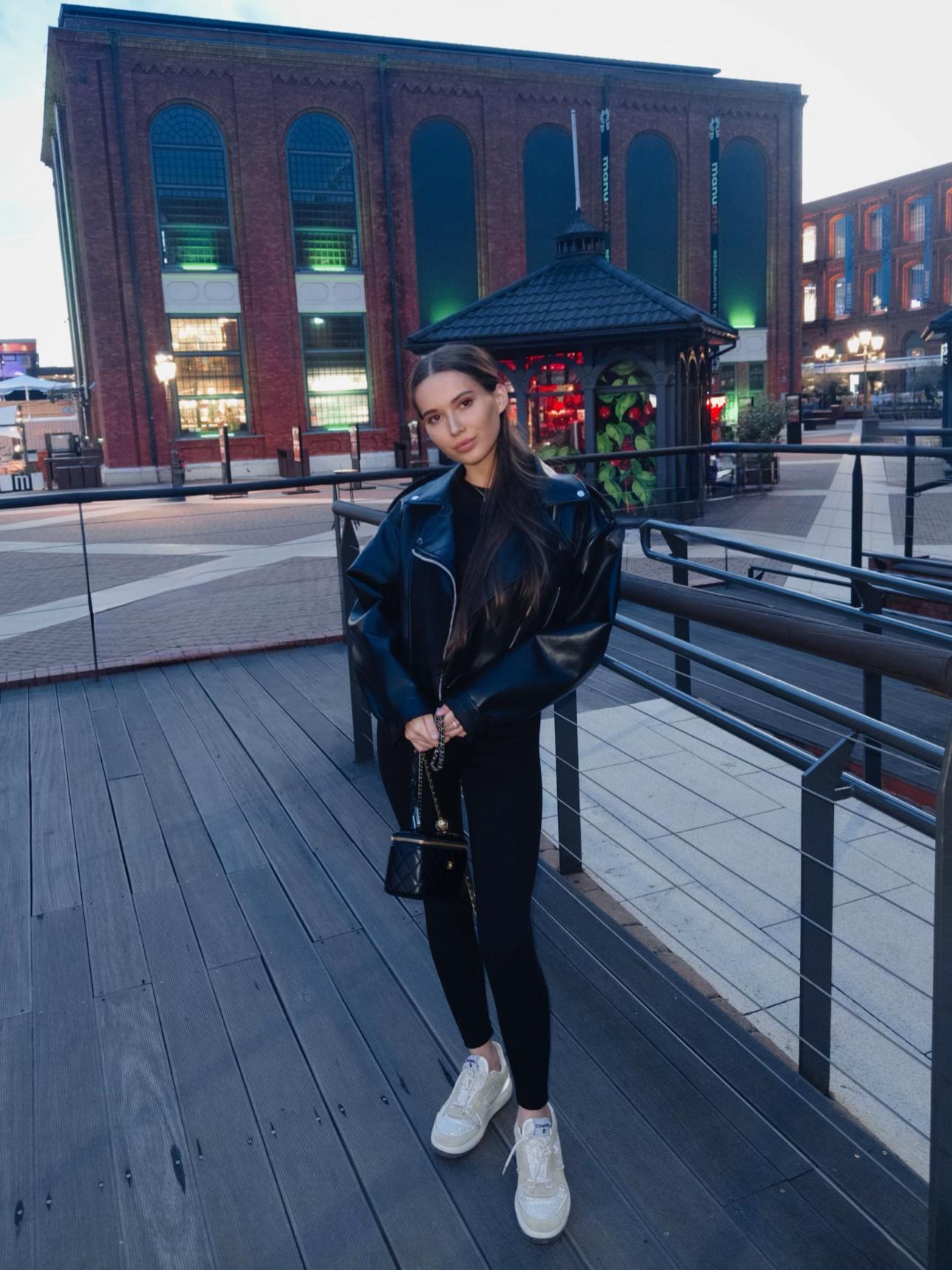 @𝐁 | 𝐋