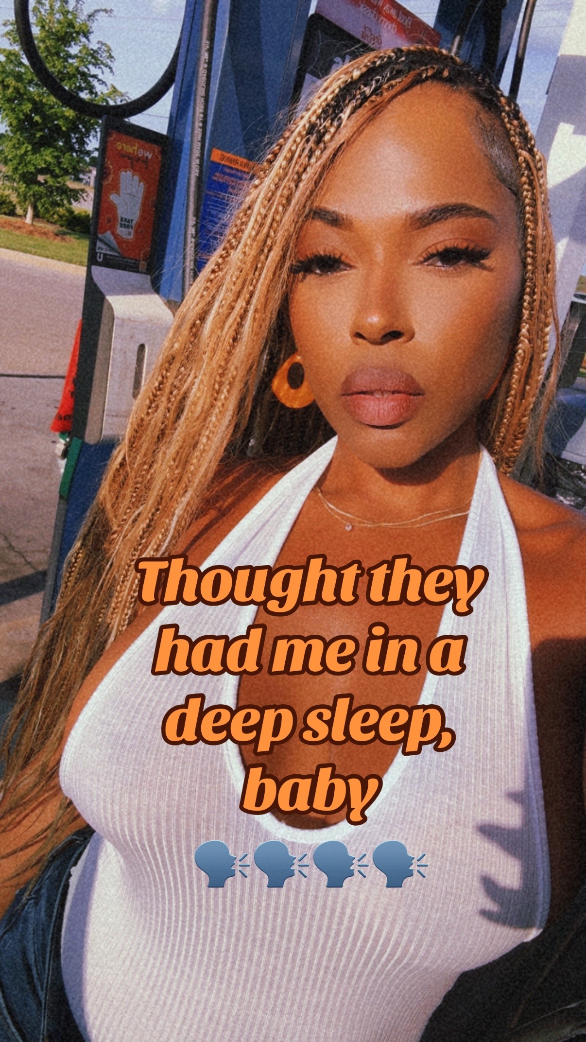 @Lavish_Lee
