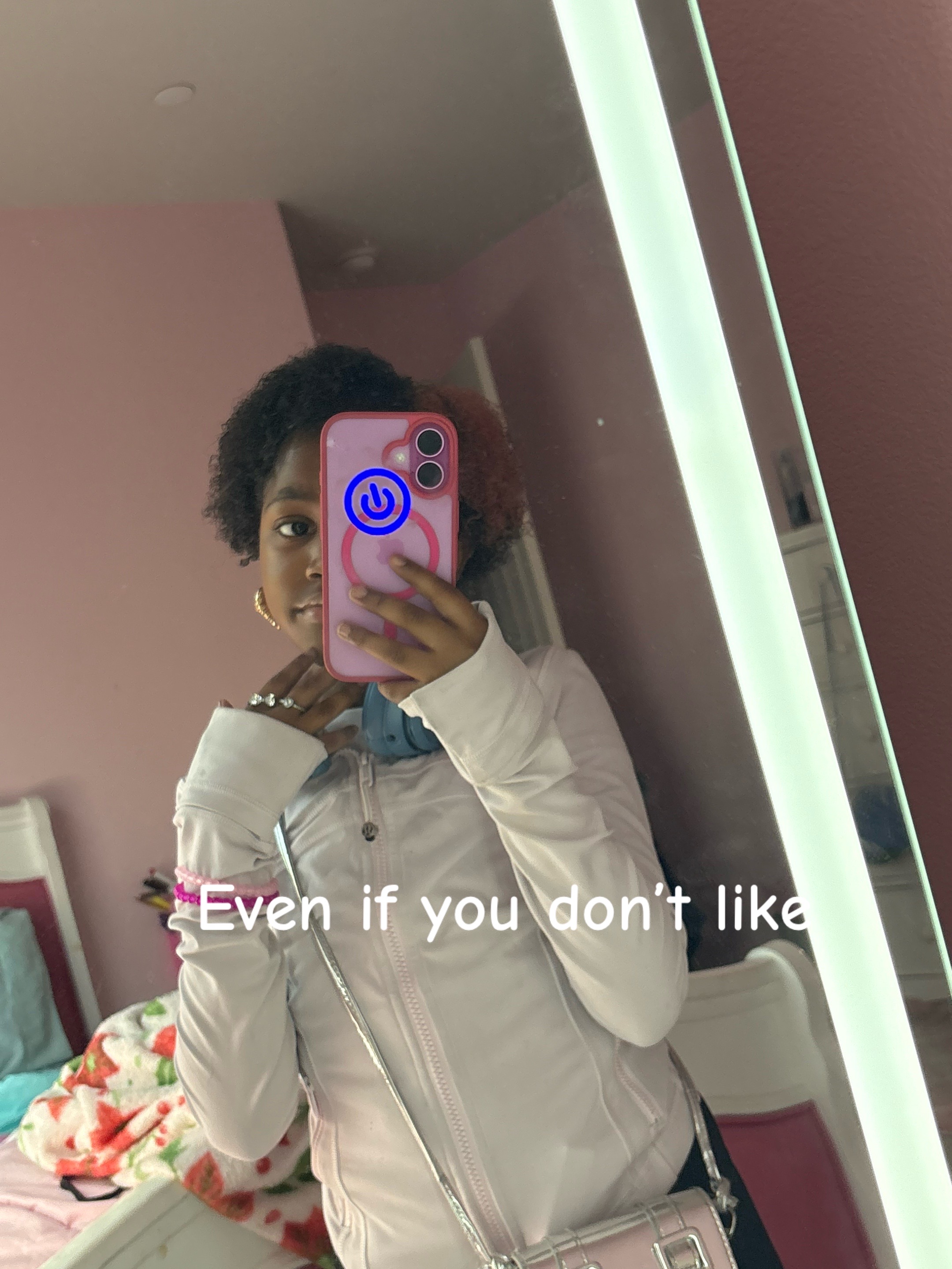 @Sameea😞🙉🤷🦇