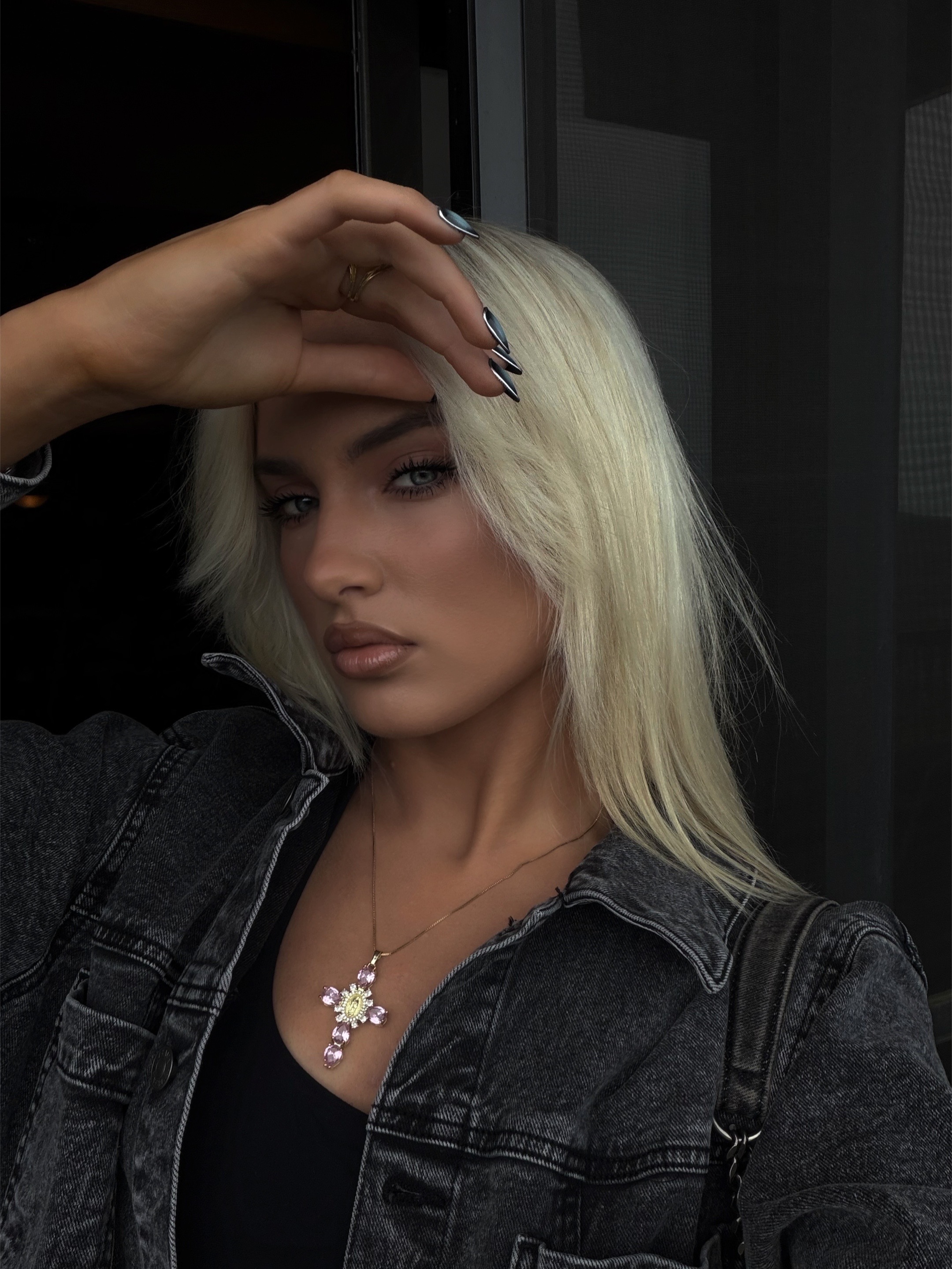 @AVA ISABELLA
