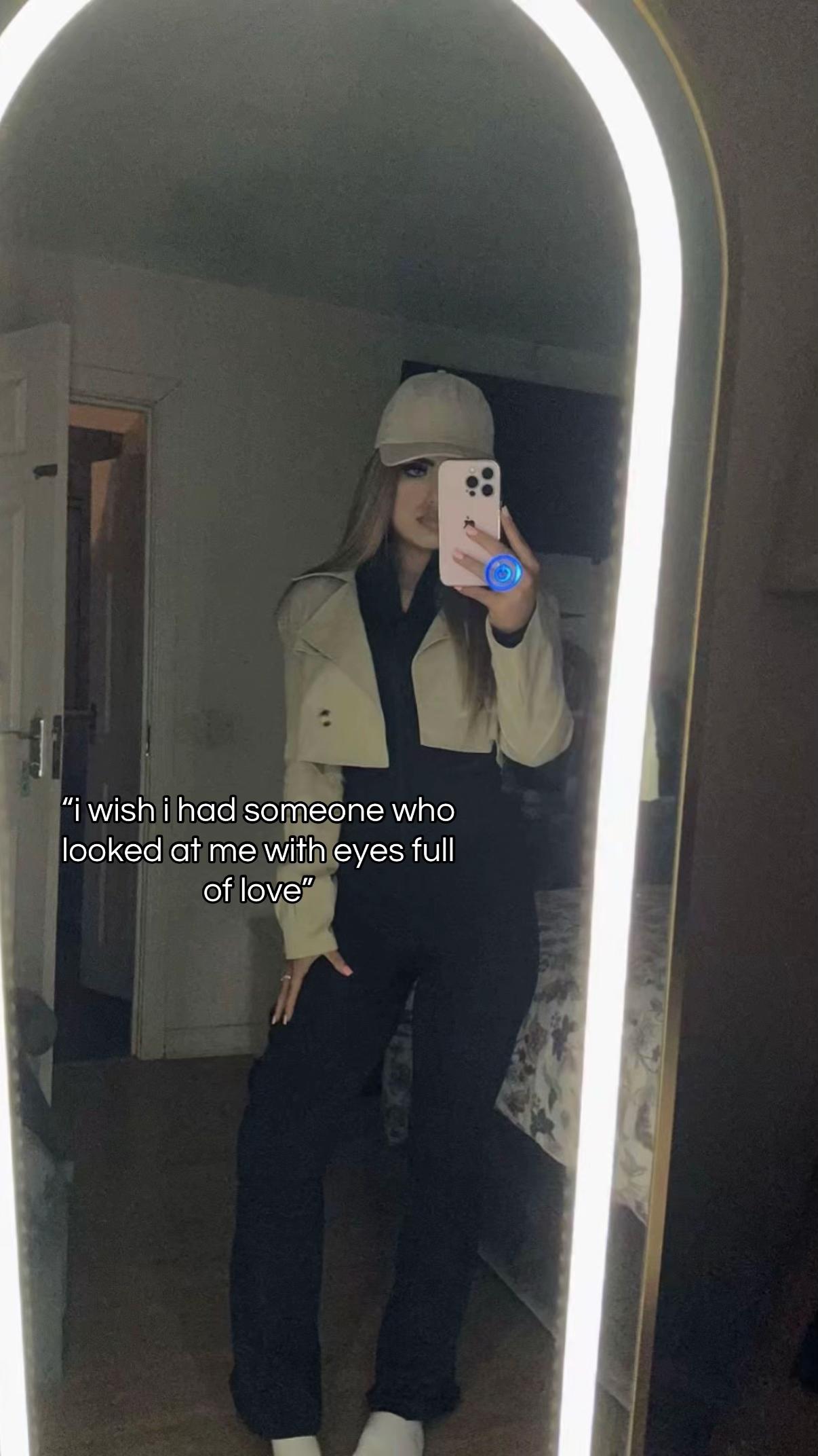 @💋