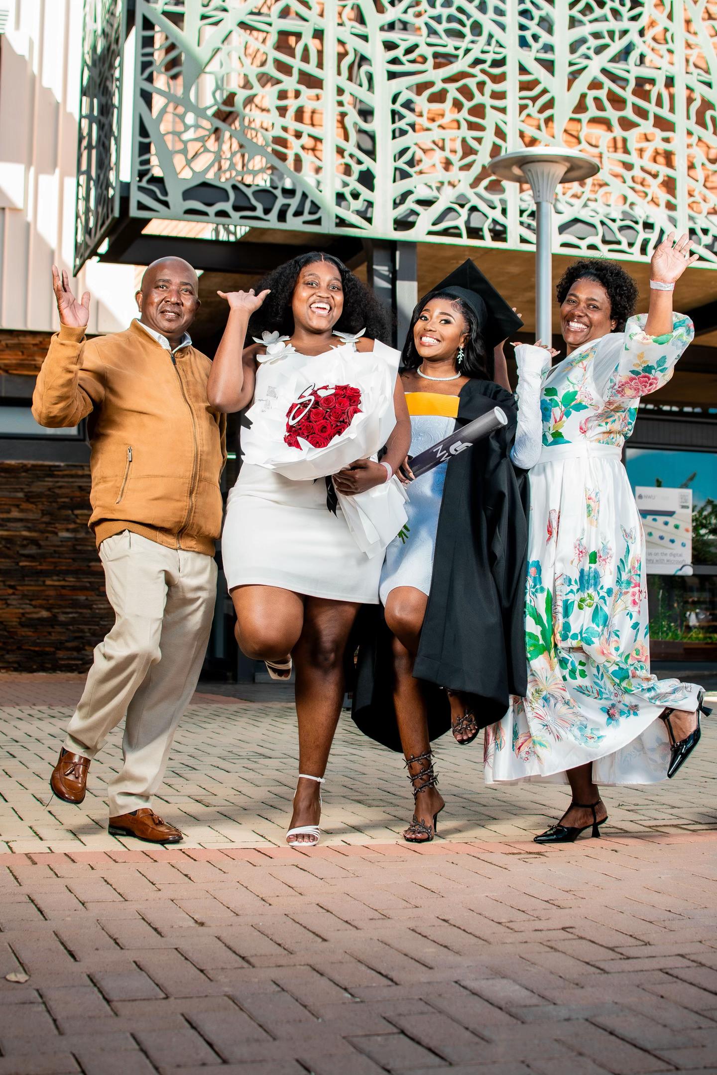 @Saneliso Ncongwane🎓