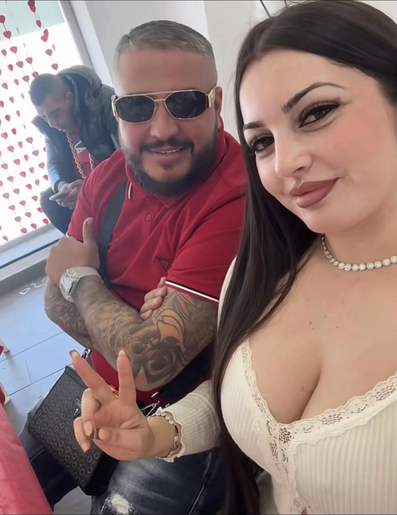 @coraldamas