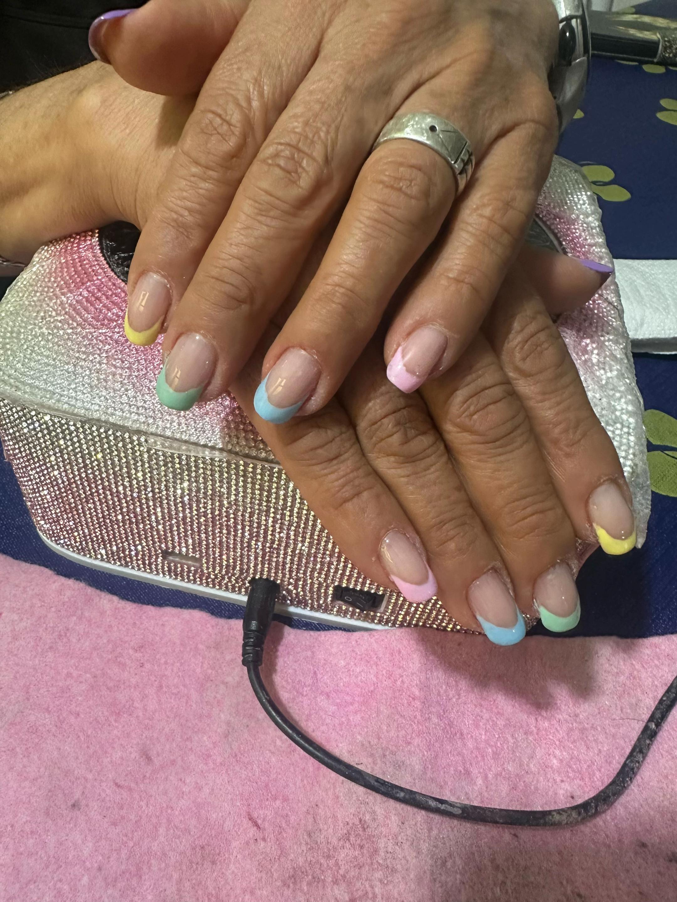 @⭐️nails Pam bistrain 💅🏻⭐️