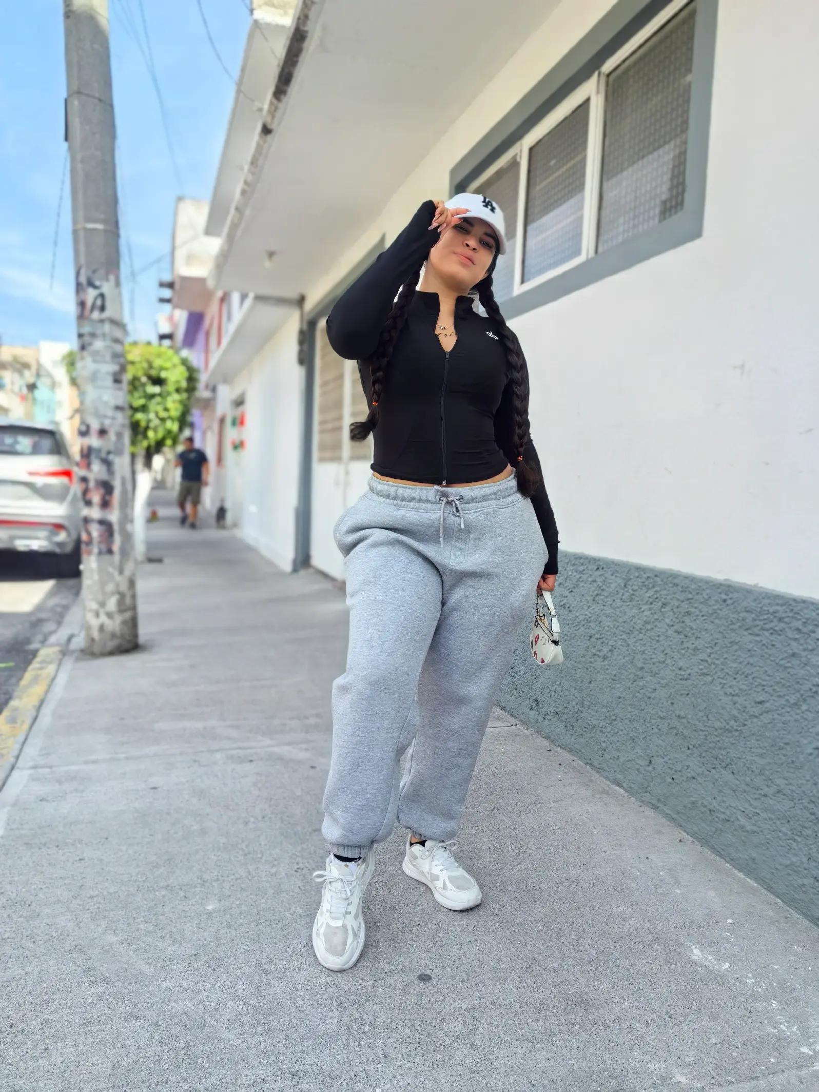 @kathyoficial