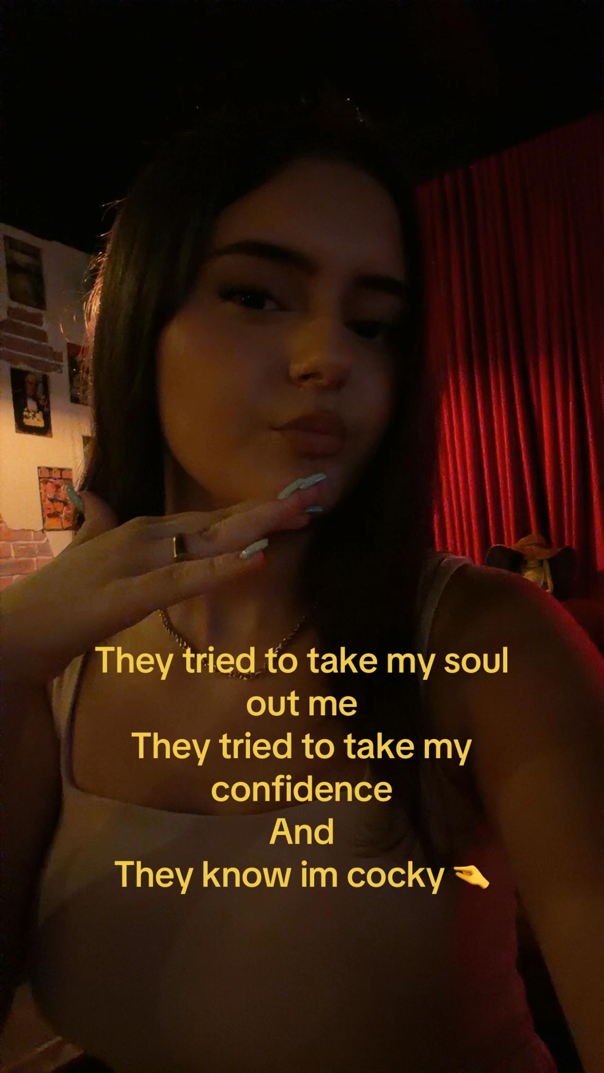 @lanikkaaa