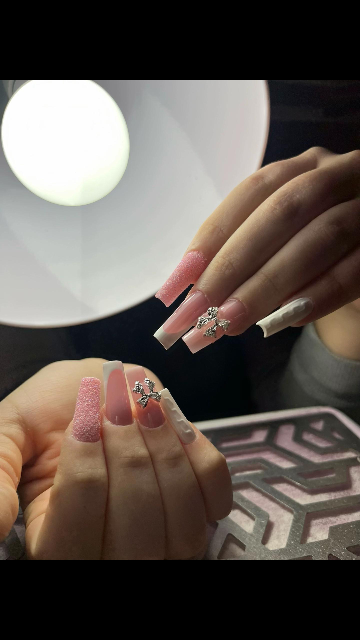 @The nails of Sha
