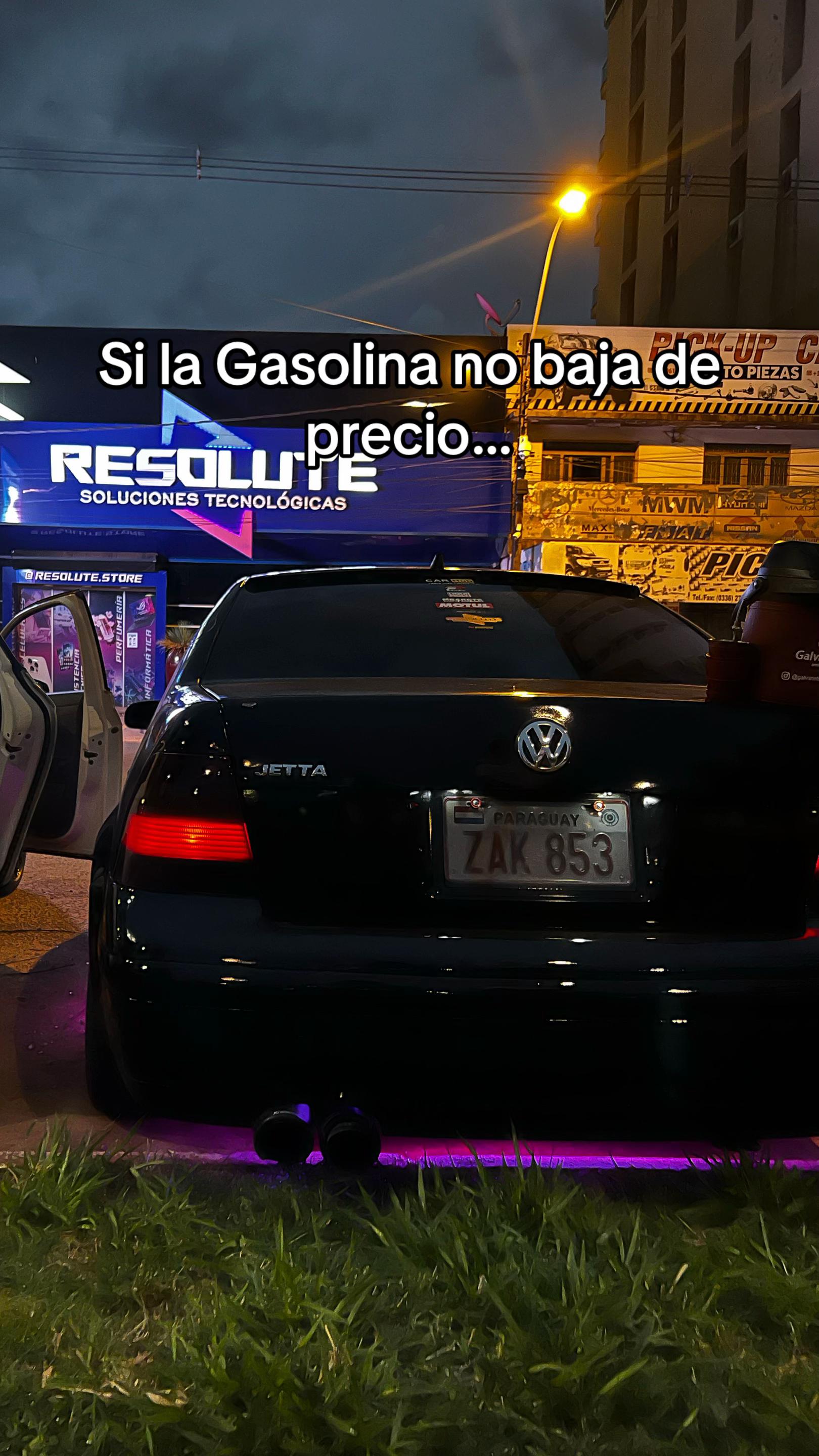 @Pedro Ferrari