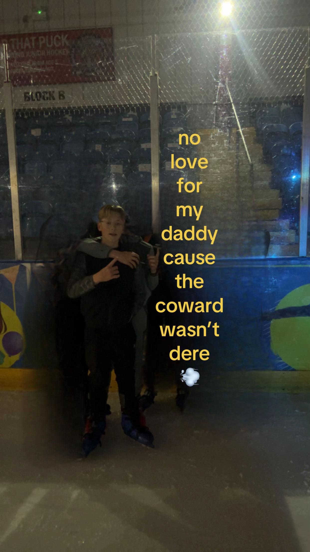 @👤