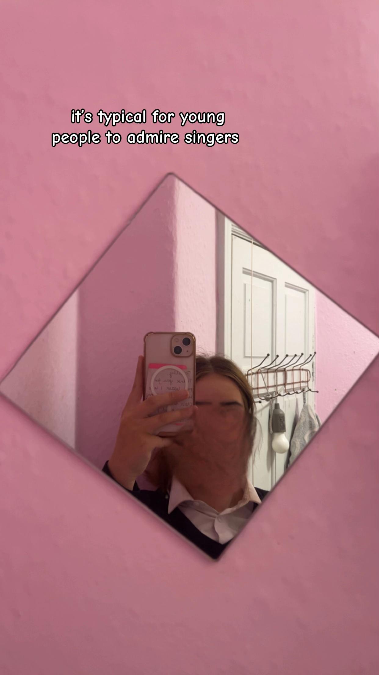 @𝓁𝒾𝓁𝓁𝓎－𝓂𝒶𝓎💕