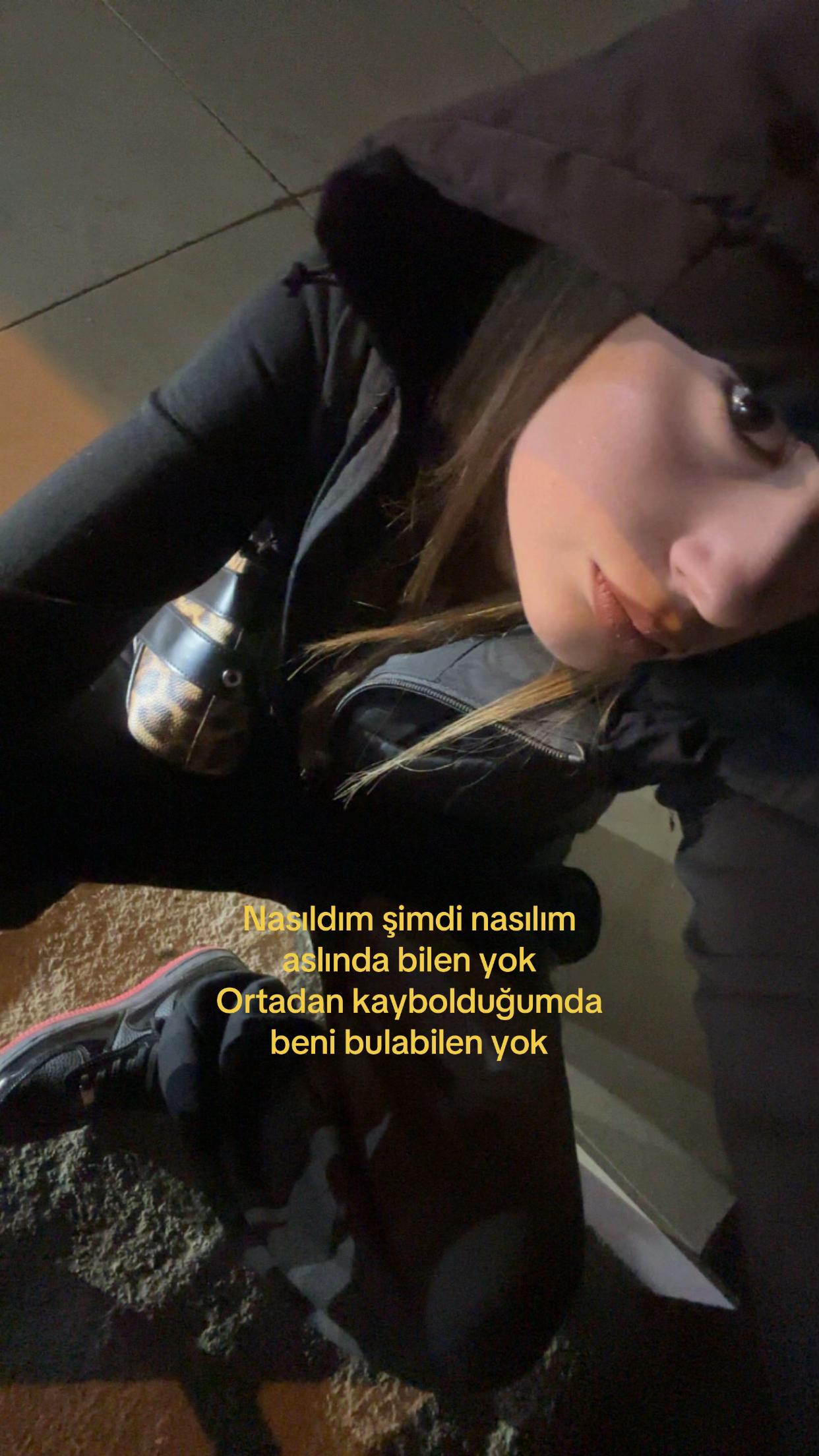 @ewaoff_