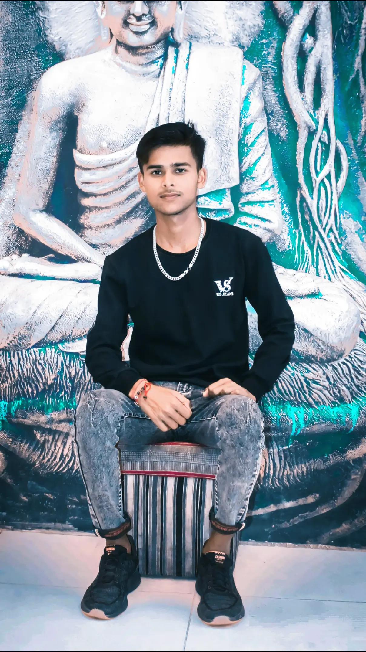 @𝐃𝐡𝐞𝐞_𝐫𝐚𝐣_𝟎𝟗⛎