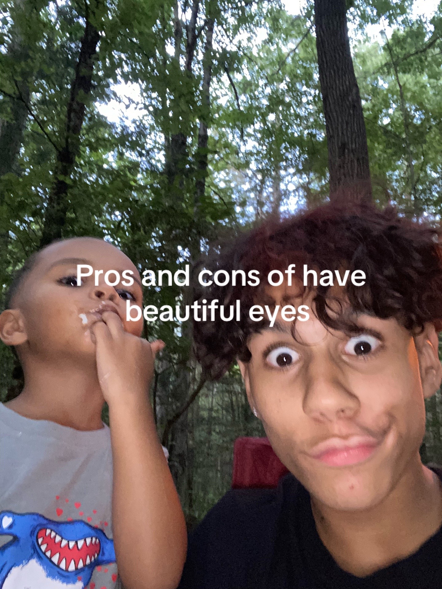 @￴