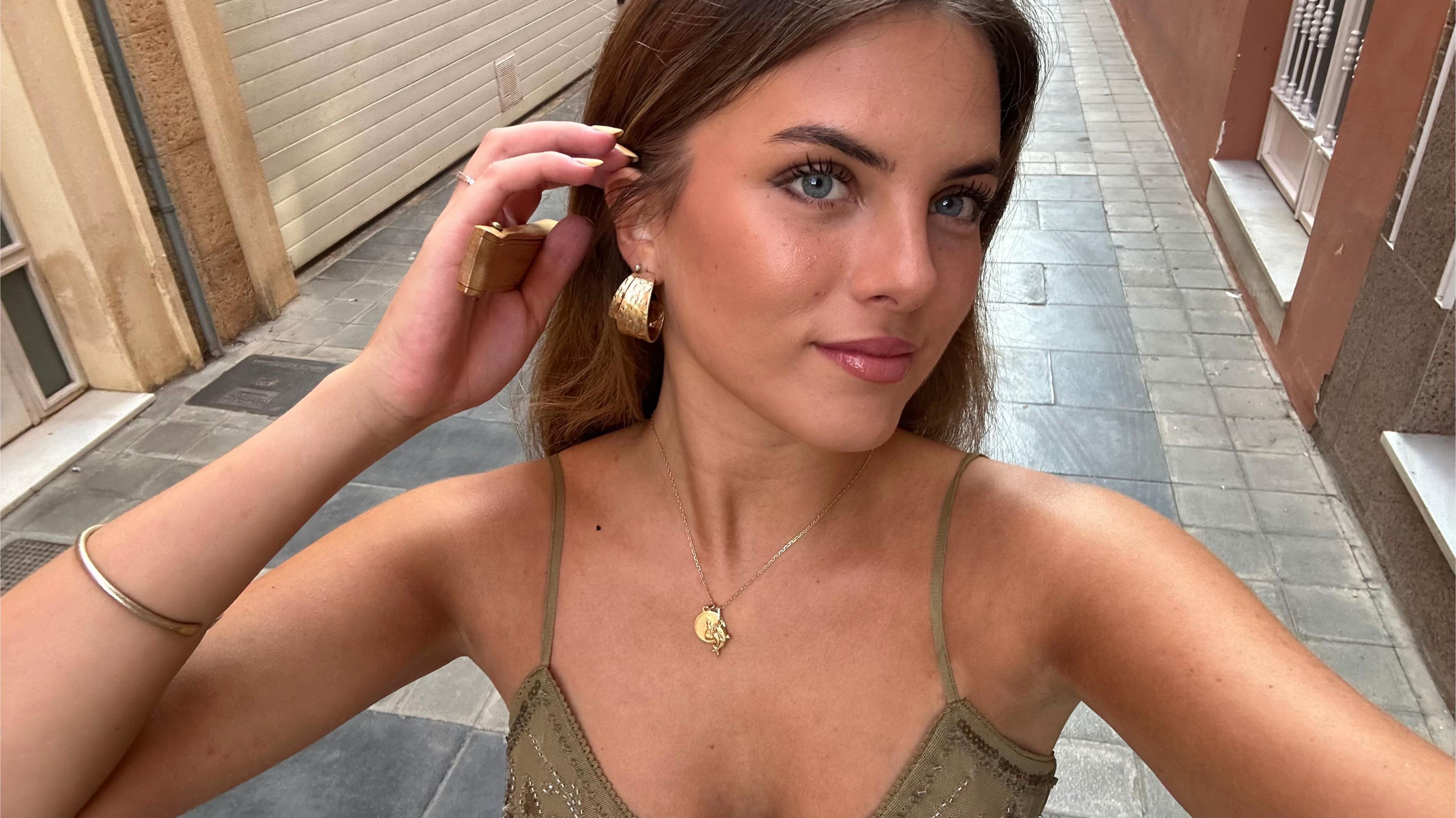 @lu