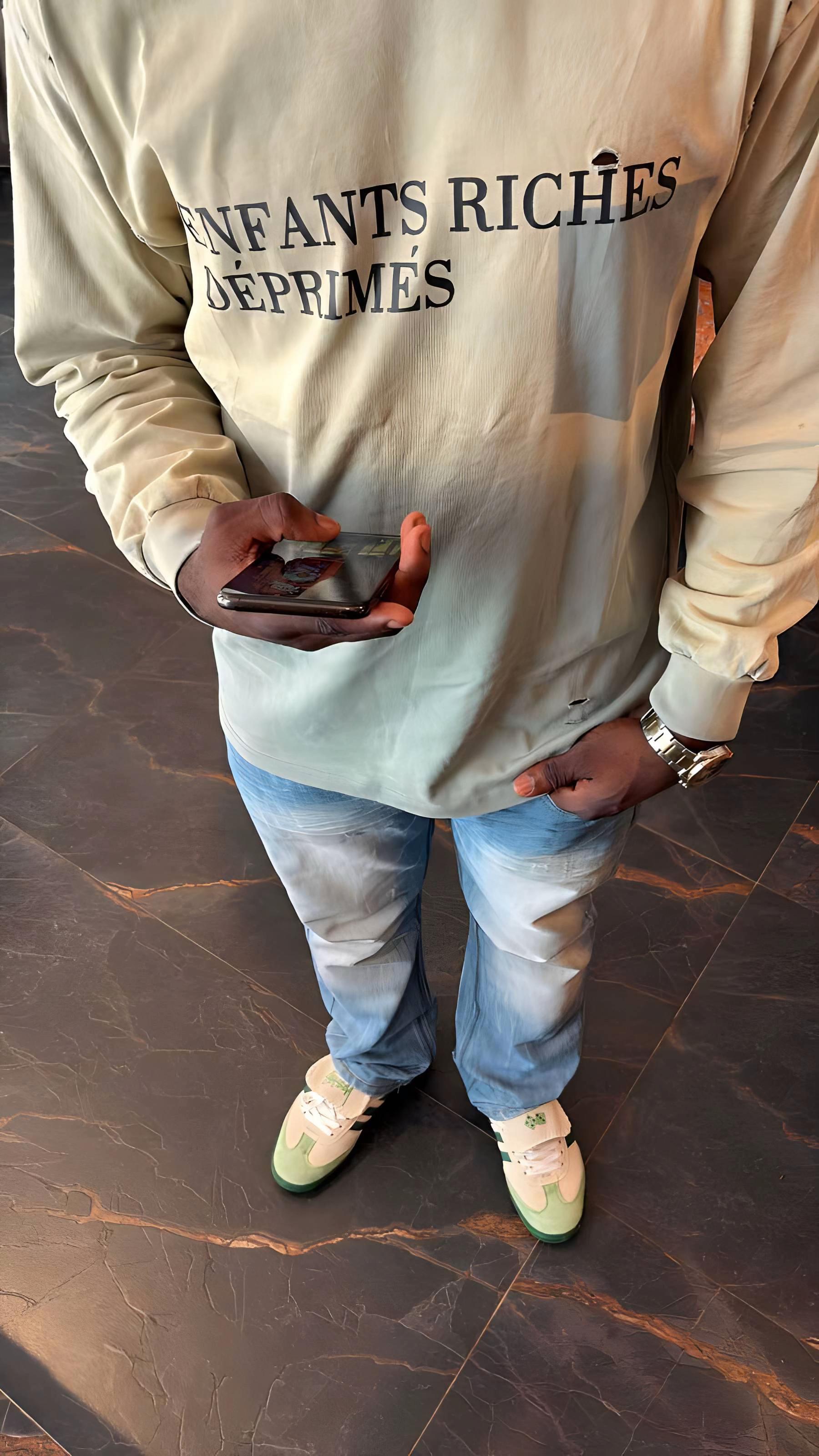 @/&Egrave;xpensive řoboy/🥹💕