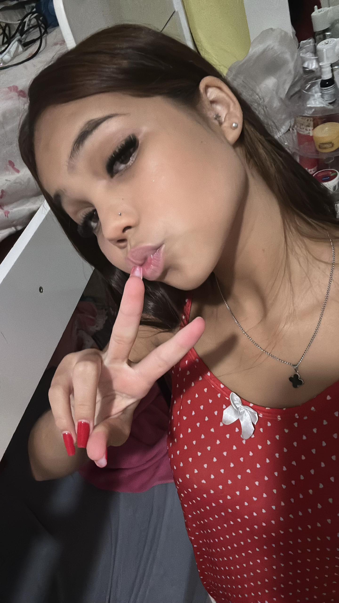 @gs