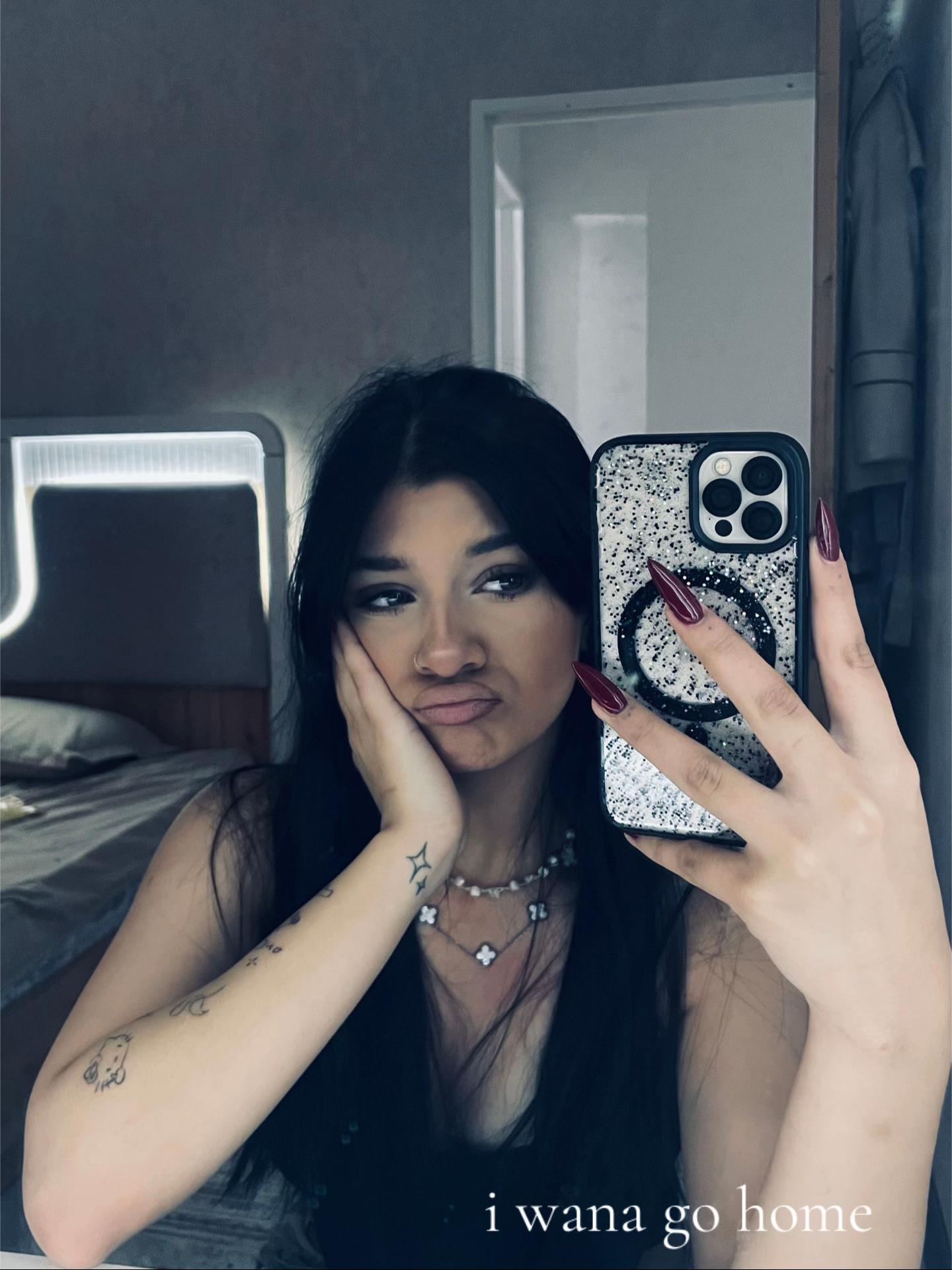 @melika