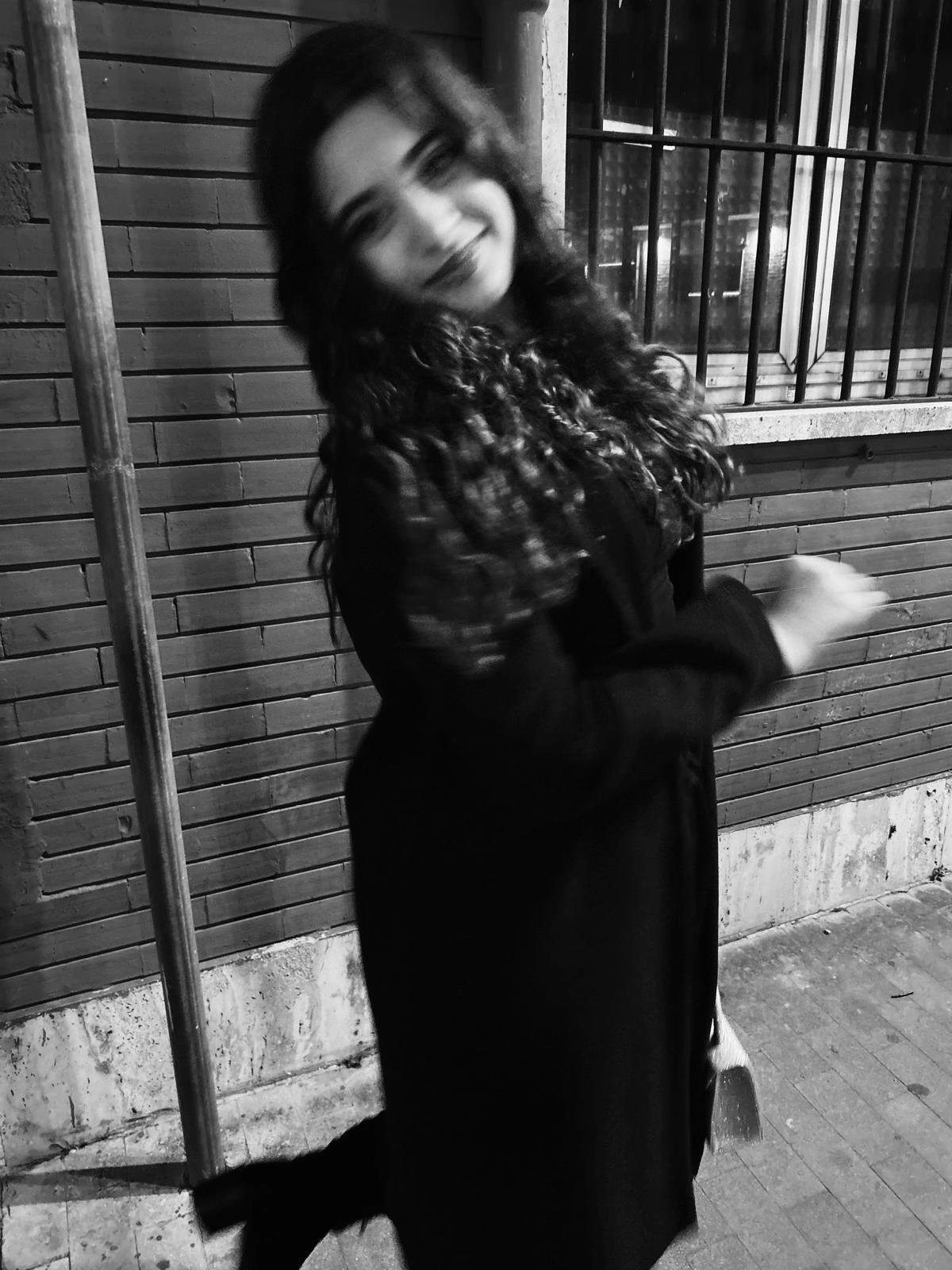@𝐦;