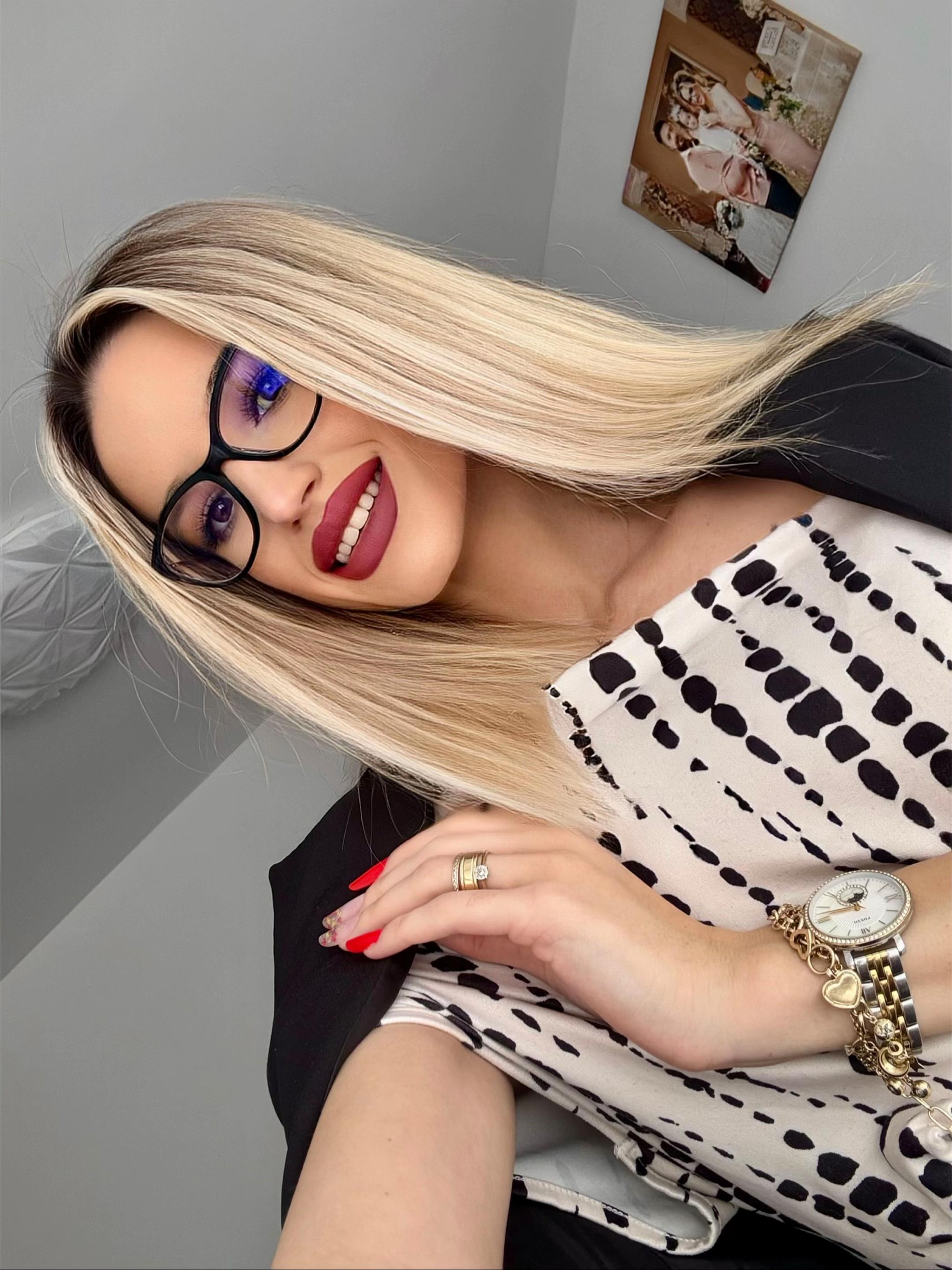 @Elena Alexandra