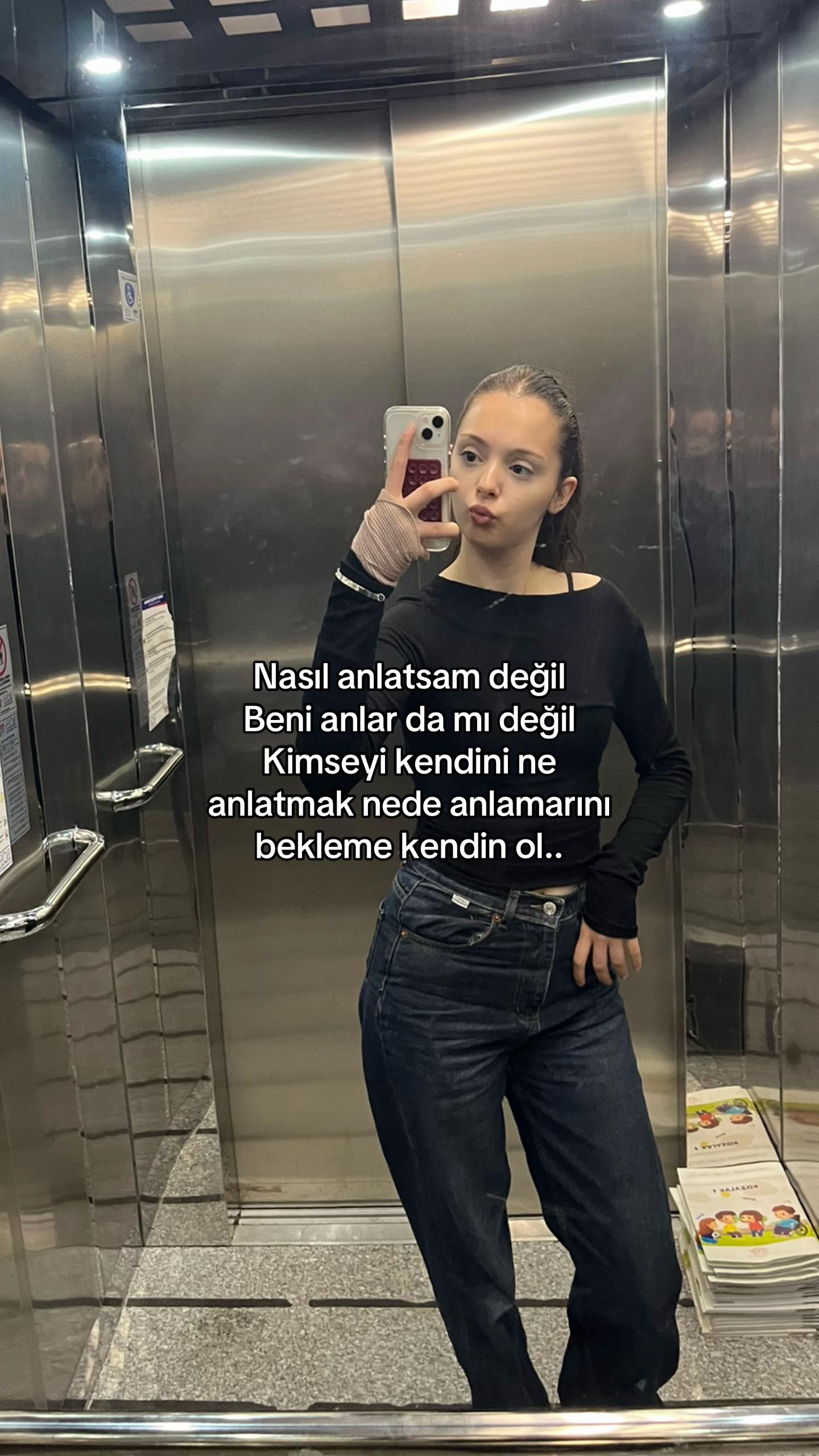 @𝖌𝖚̈𝖑𝖘𝖚̈𝖒🌙