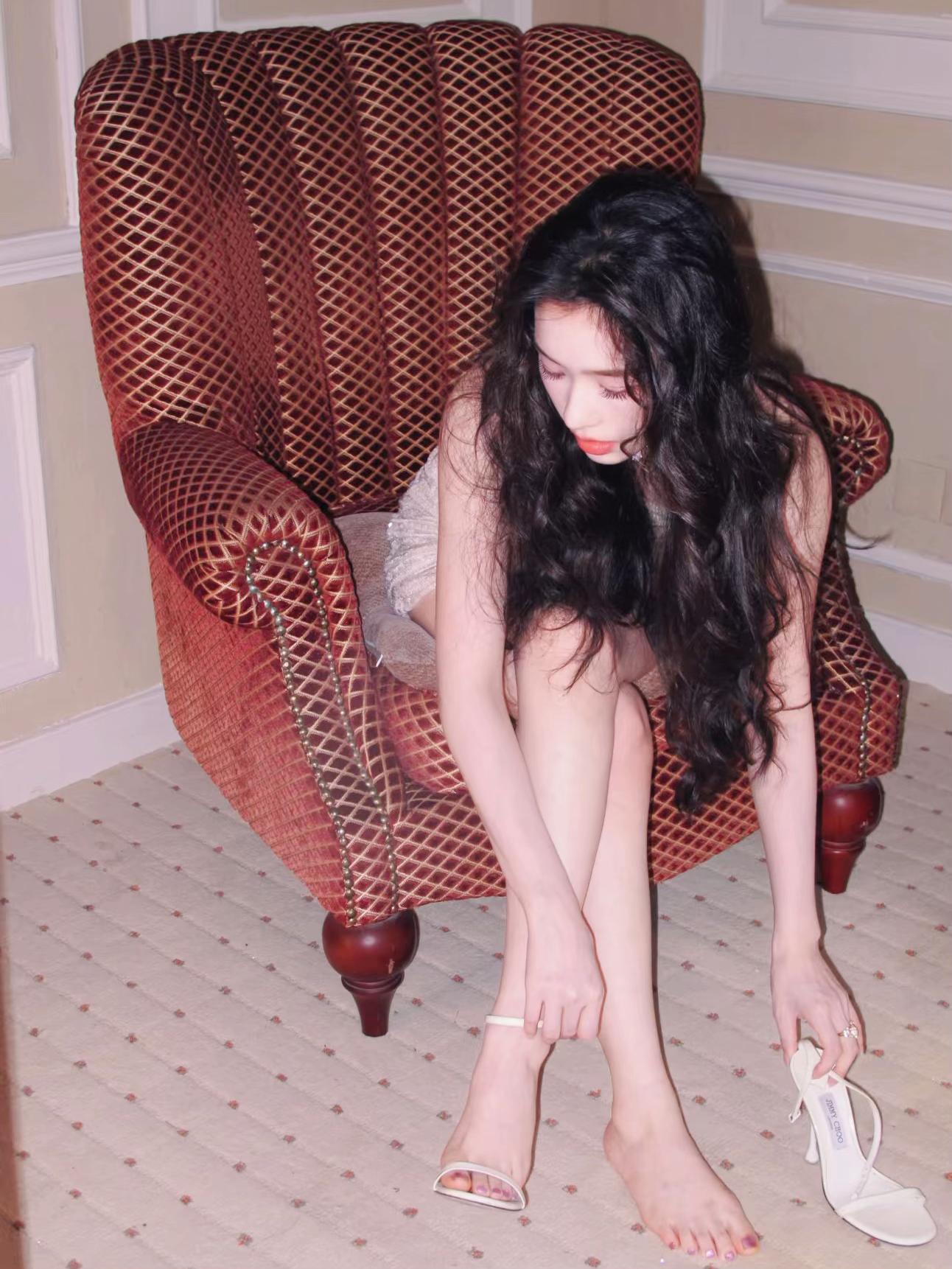 @𝒍𝒊𝒏𝒚𝒖𝒏ʲᵉˡˡʸ⁹⁶