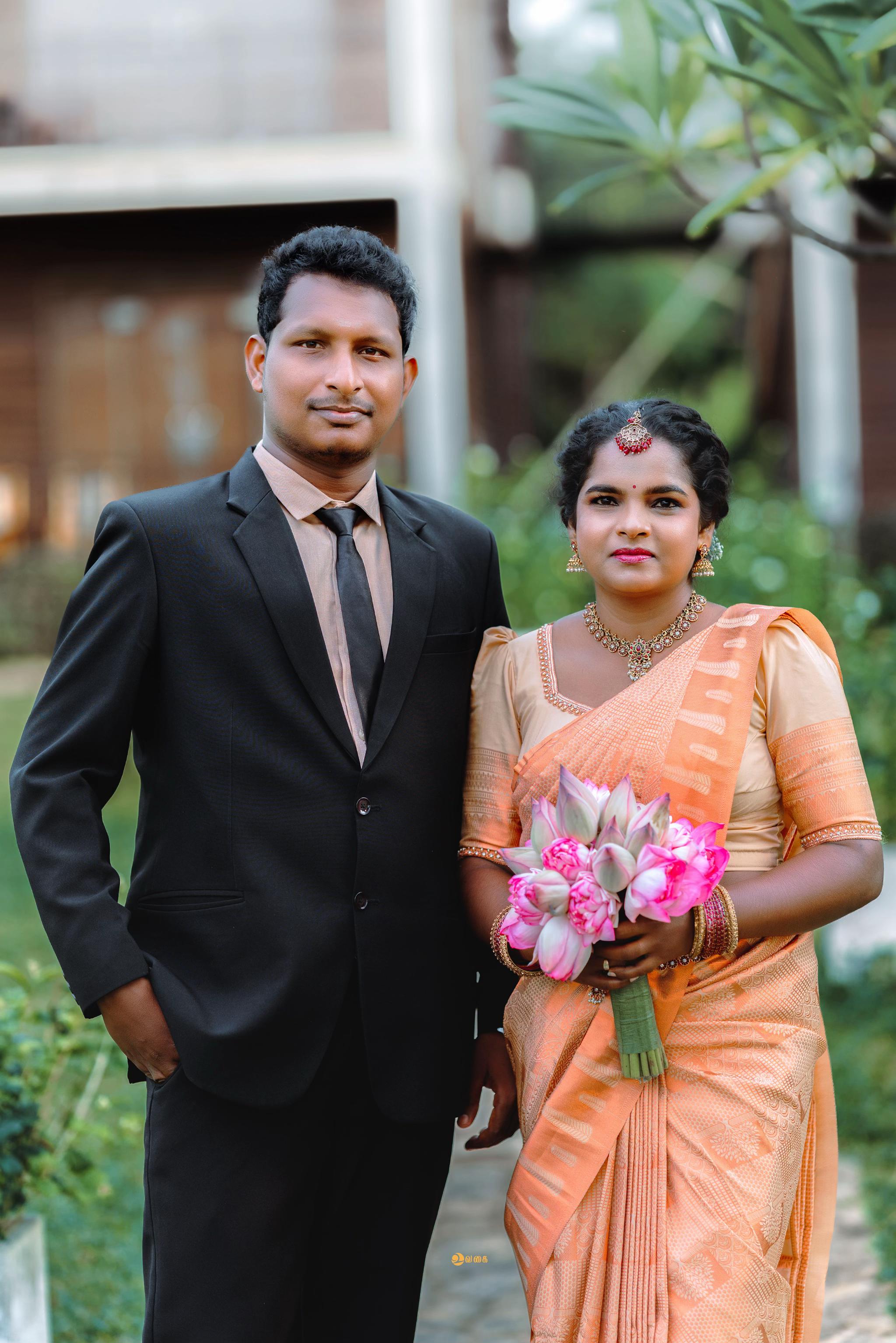 @uvahai உவகை