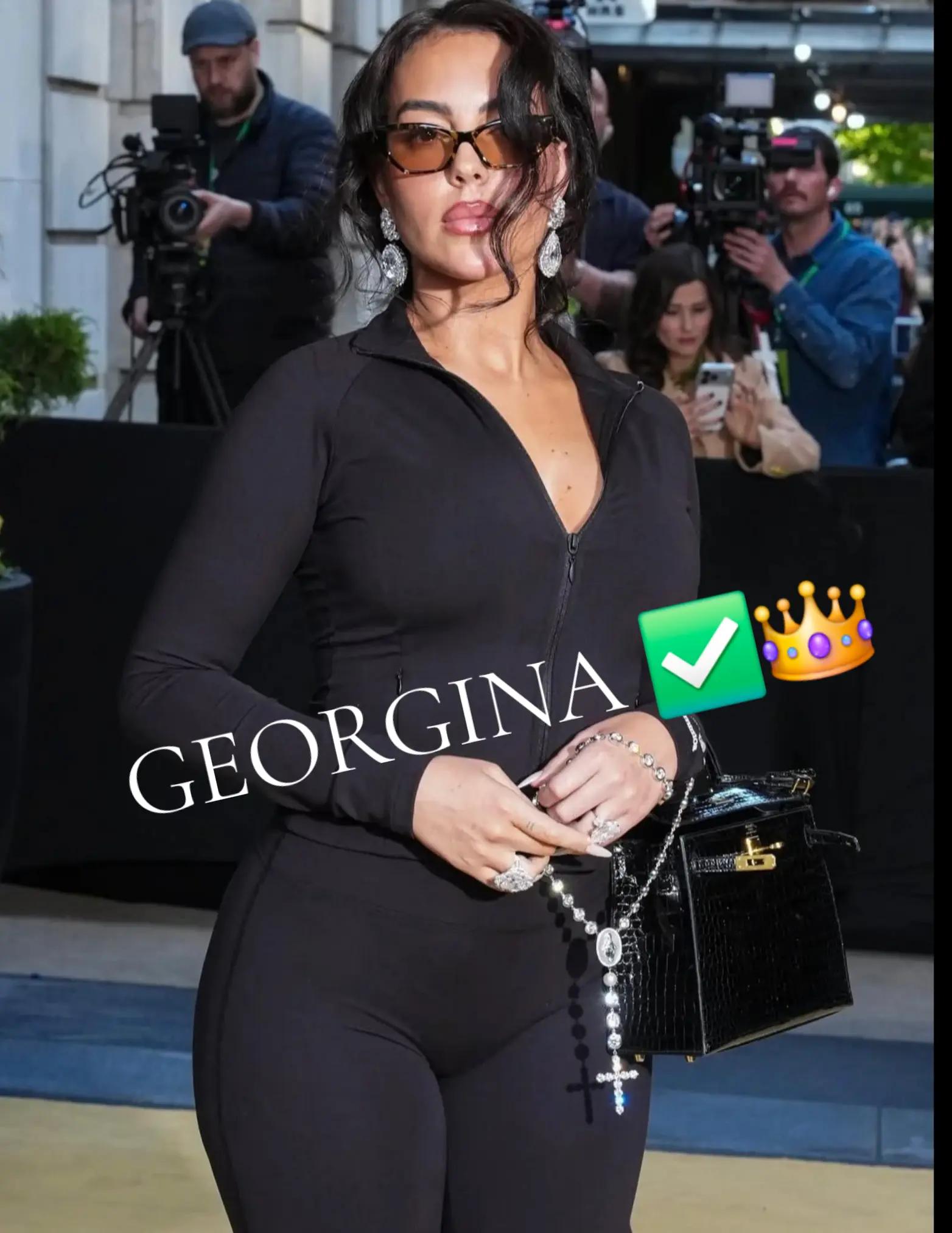 @Pics12