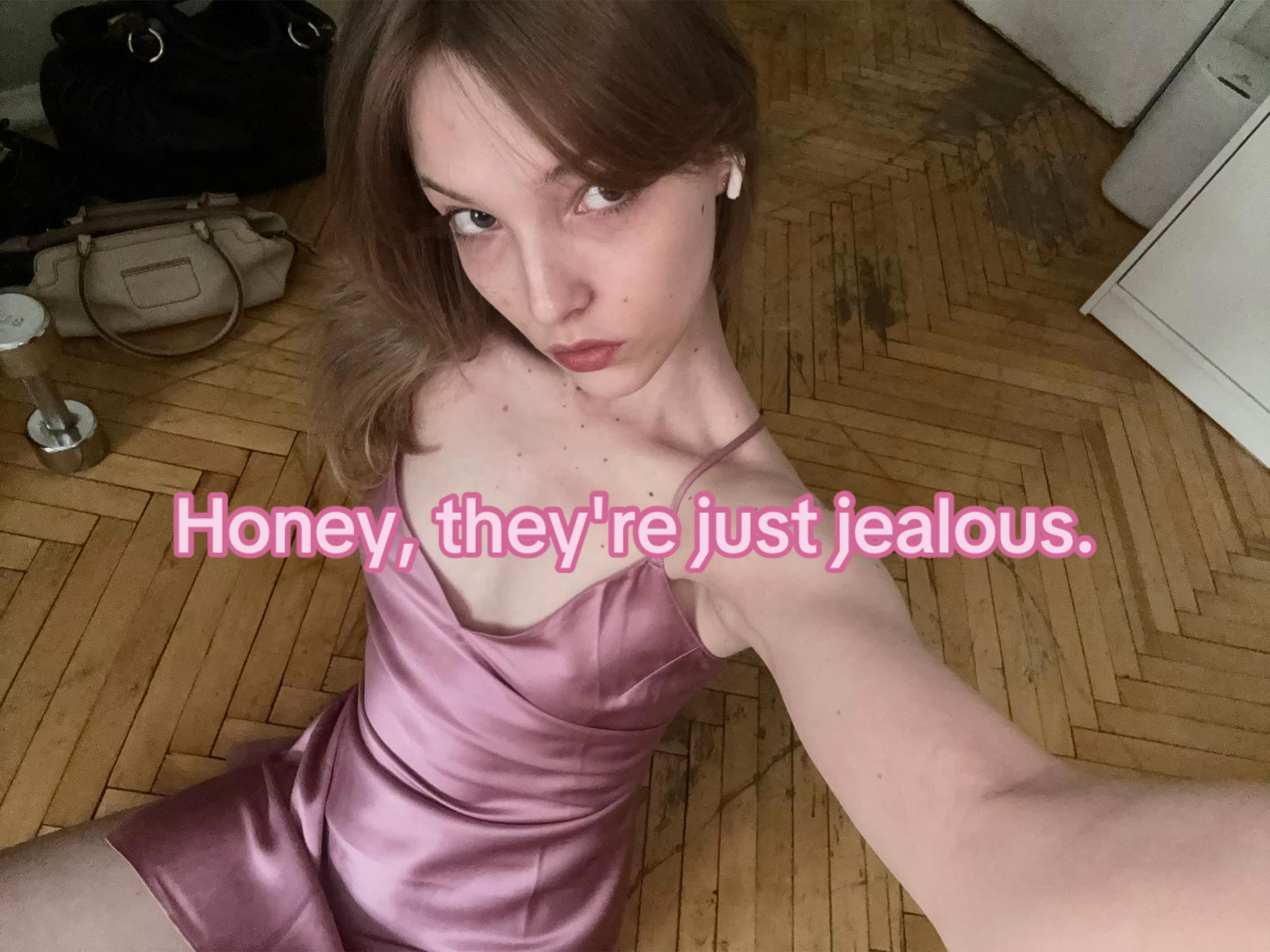 @aelshn