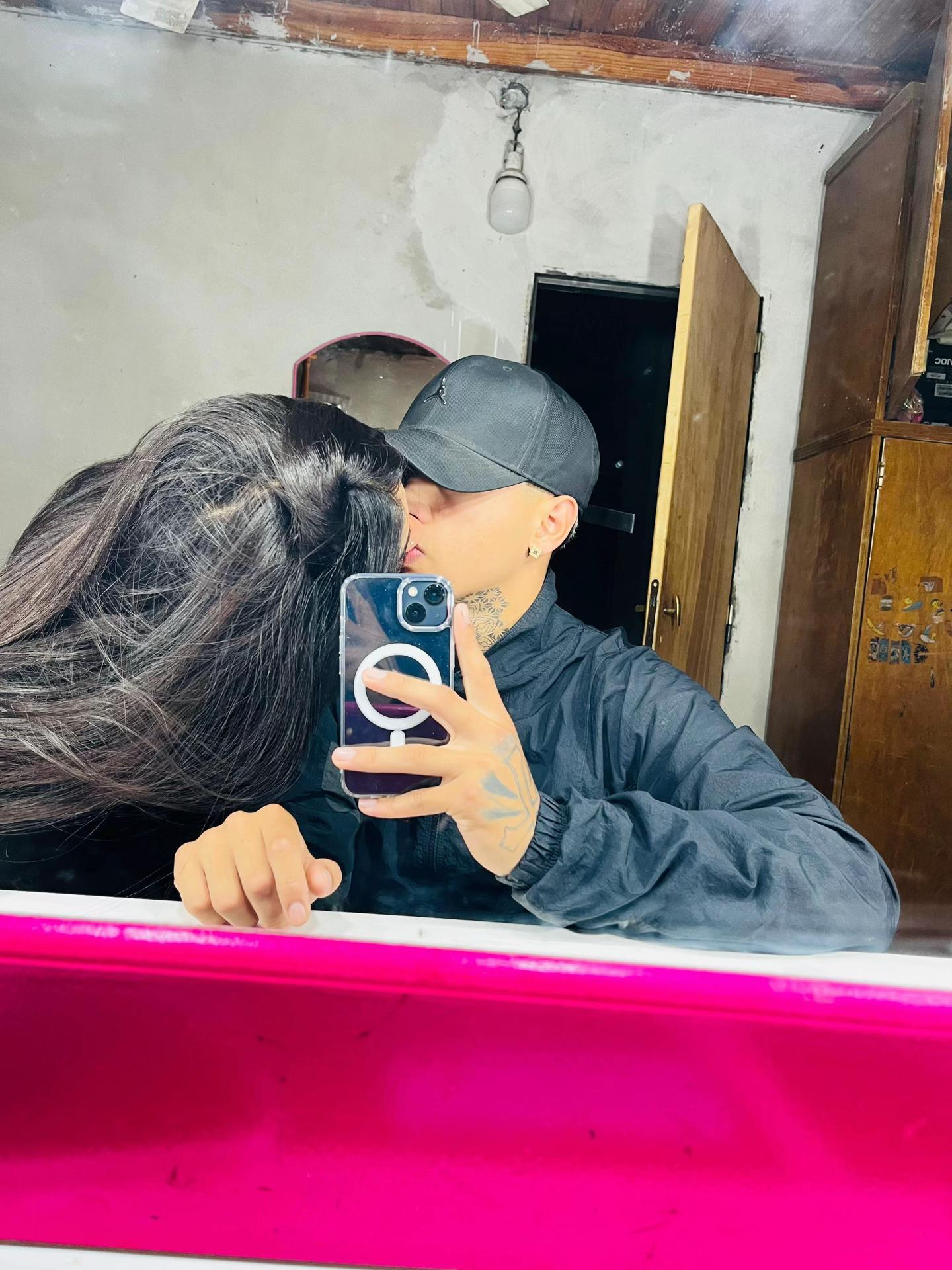 @Morenahiara