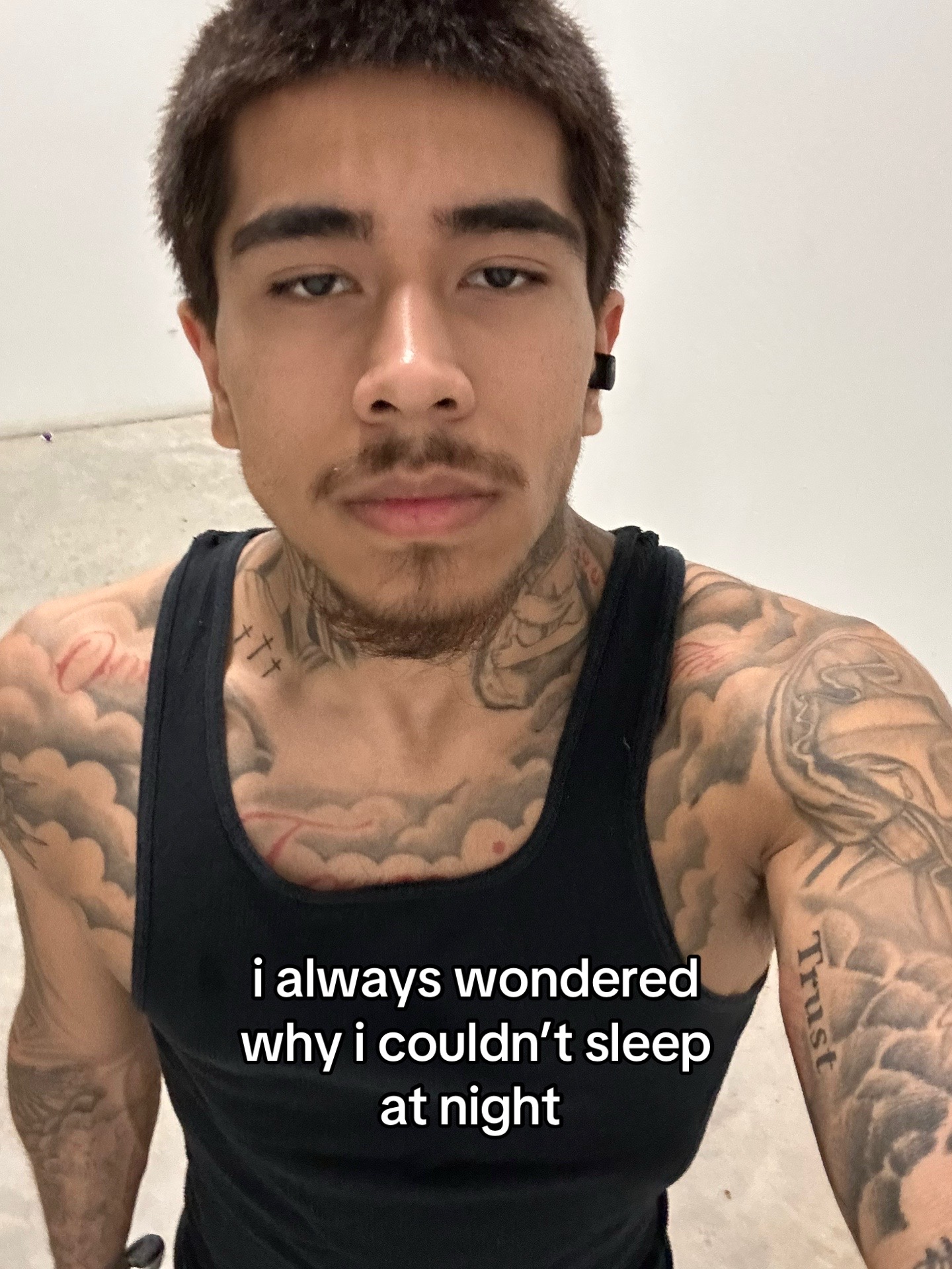 @️