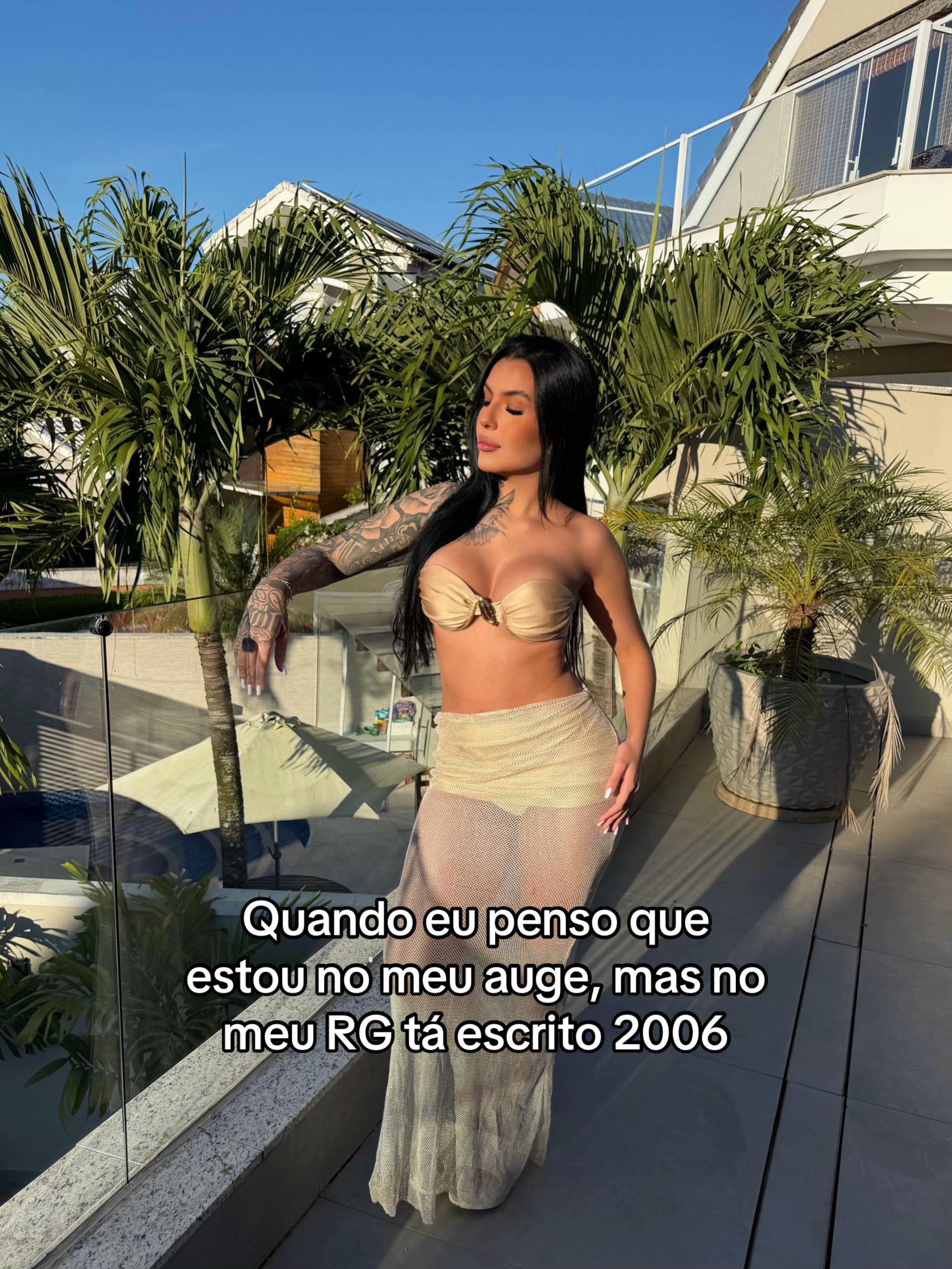 @_sabriinamacedo_