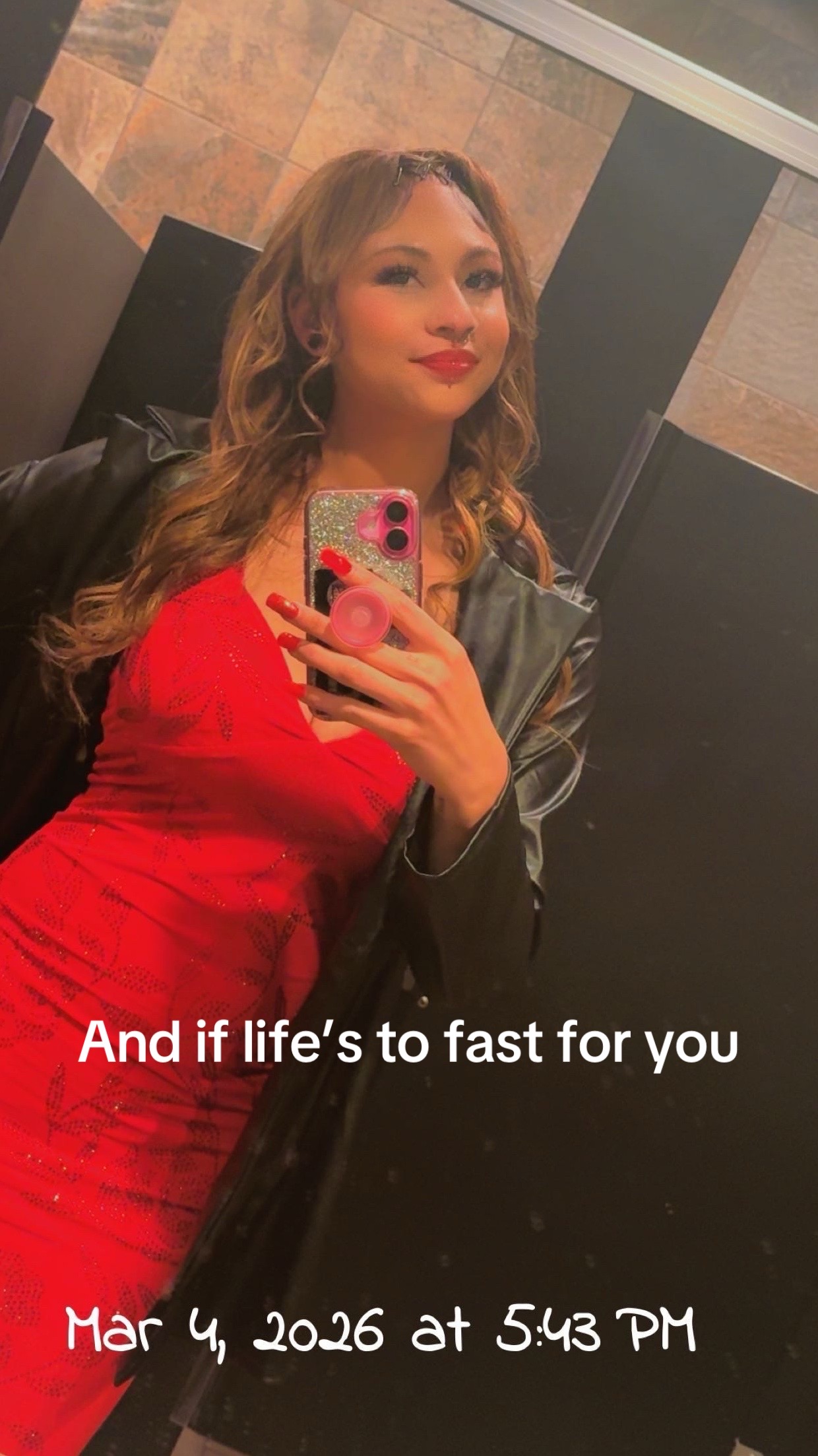 @riley_2hot4u