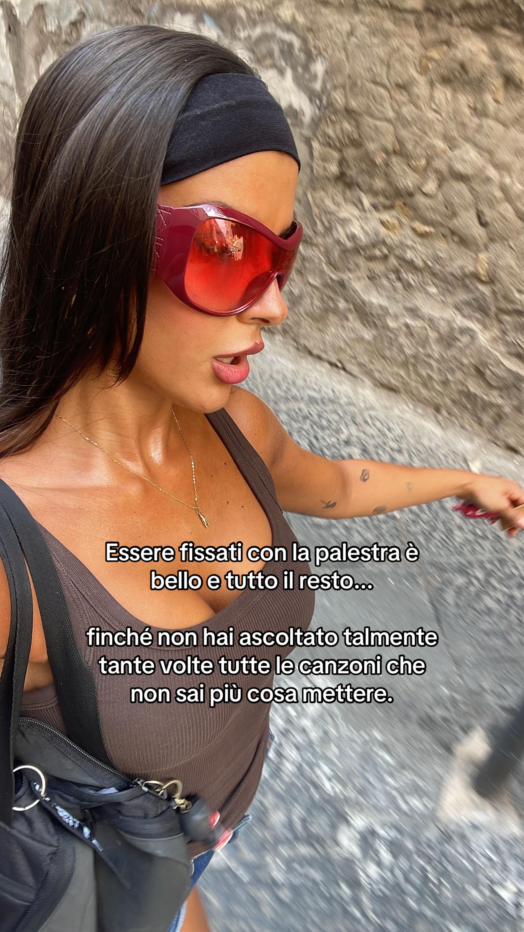@LolaGym