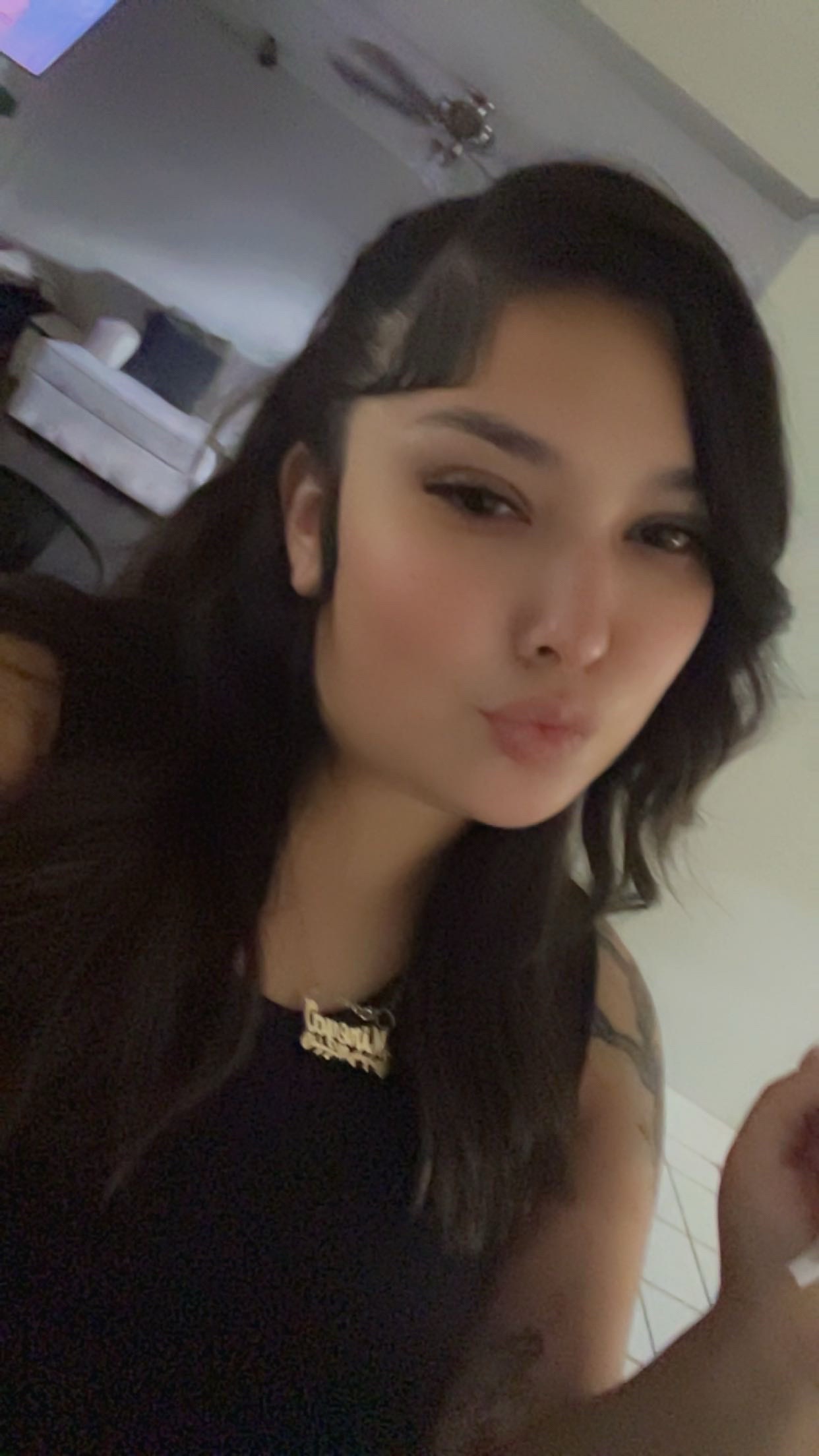 @Mireya